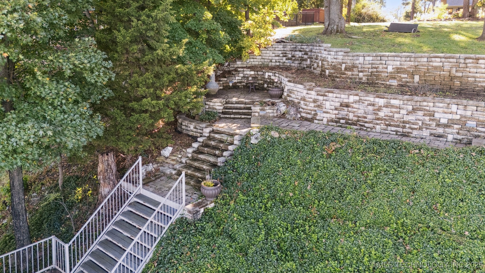 560 N 4395 Property Photo 45