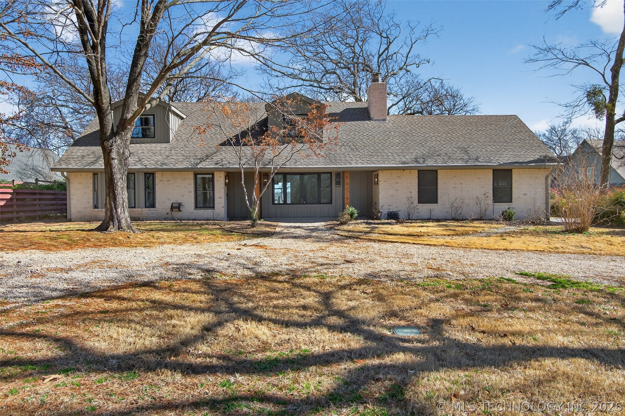 560 N 4395 Property Photo 57