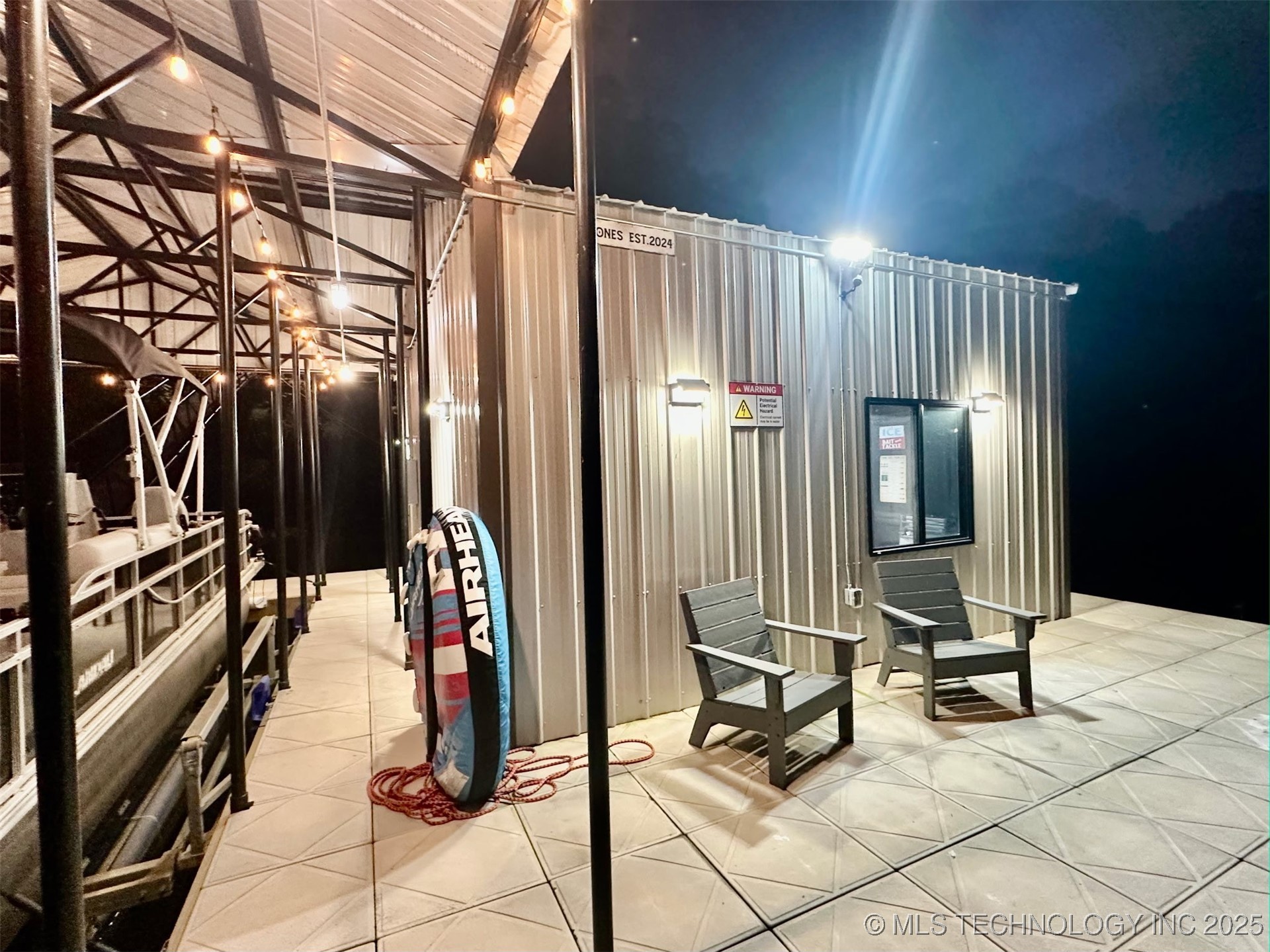 560 N 4395 Property Photo 65