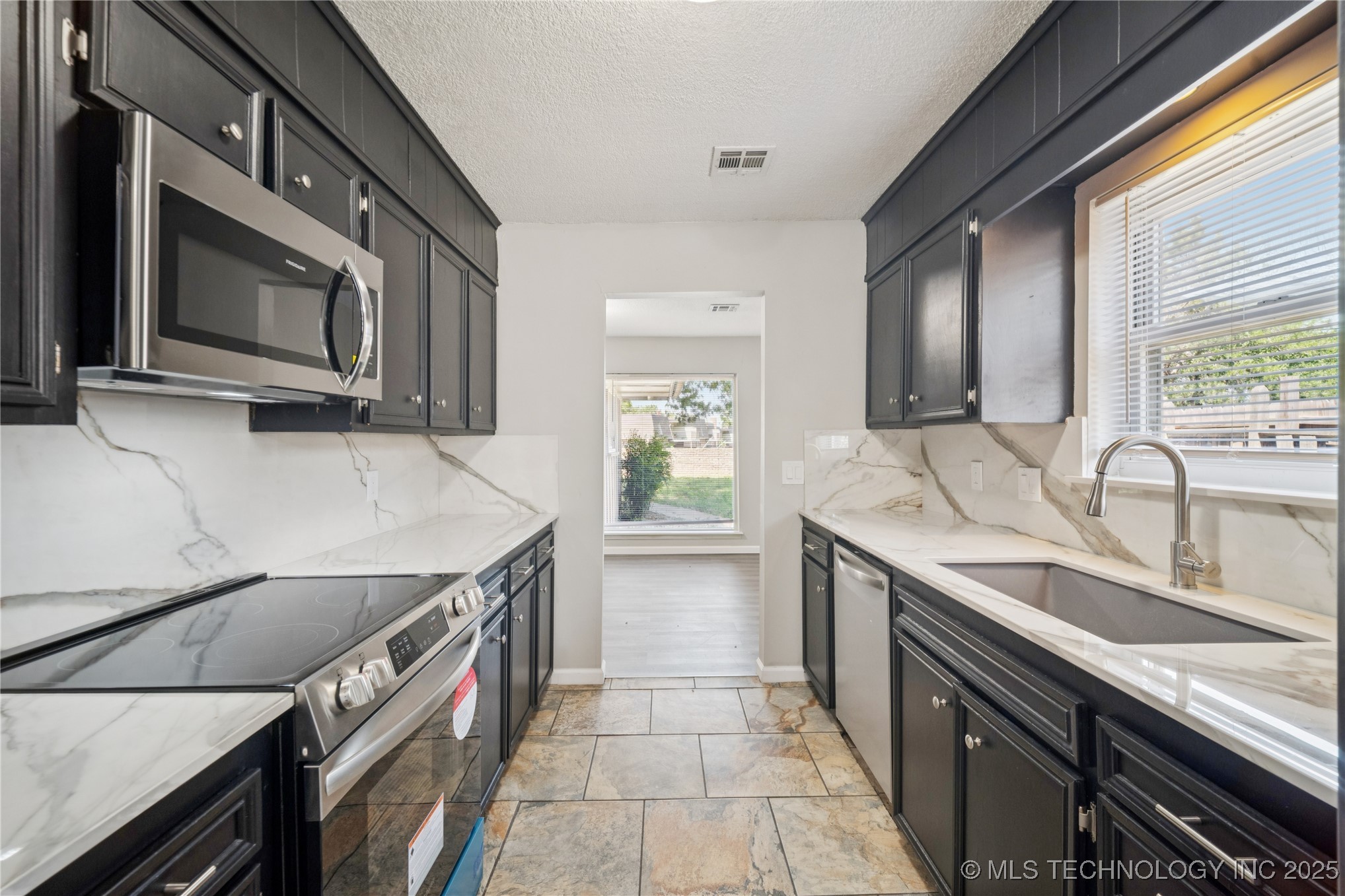 7065 E 52nd Street Property Photo 11