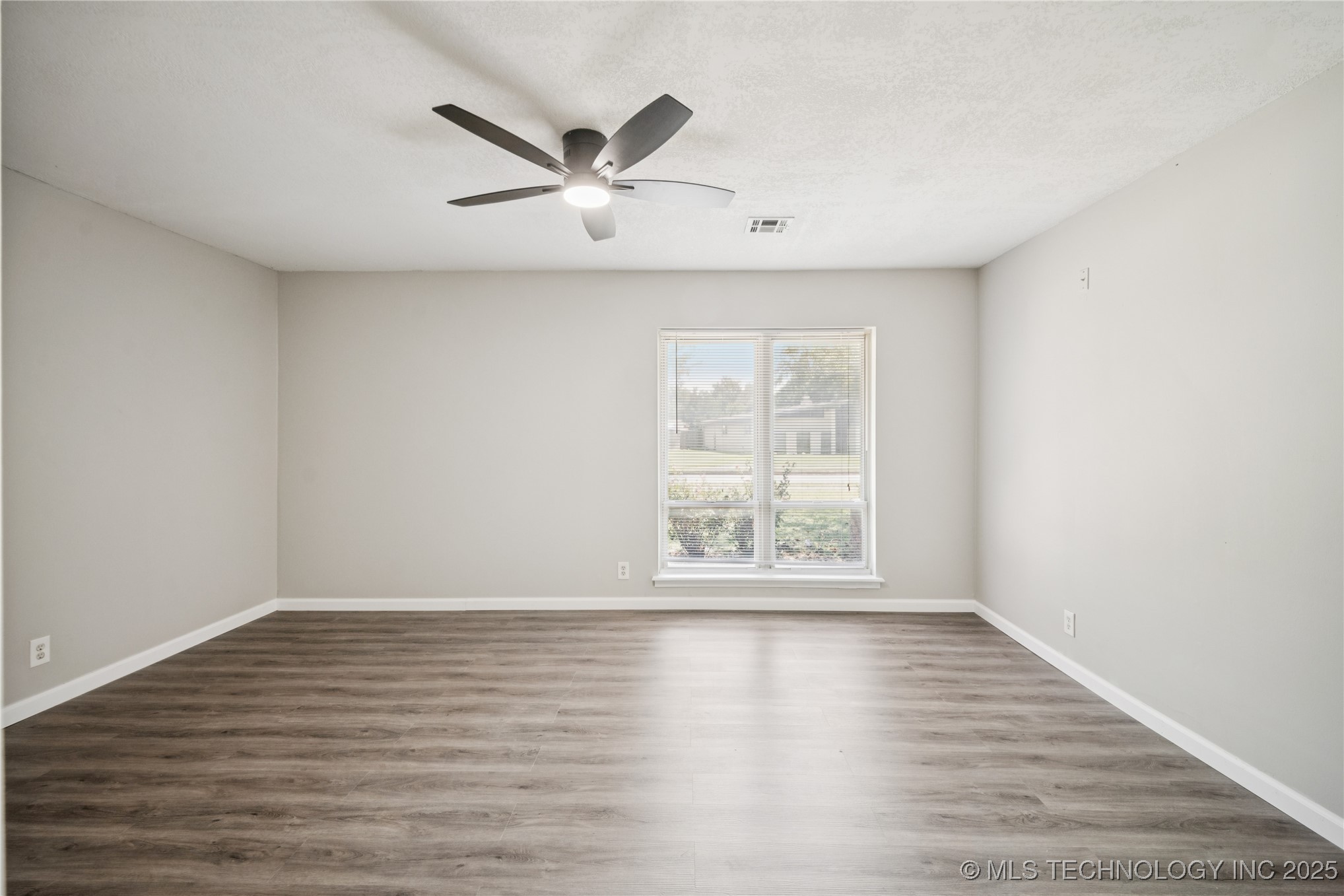 7065 E 52nd Street Property Photo 14