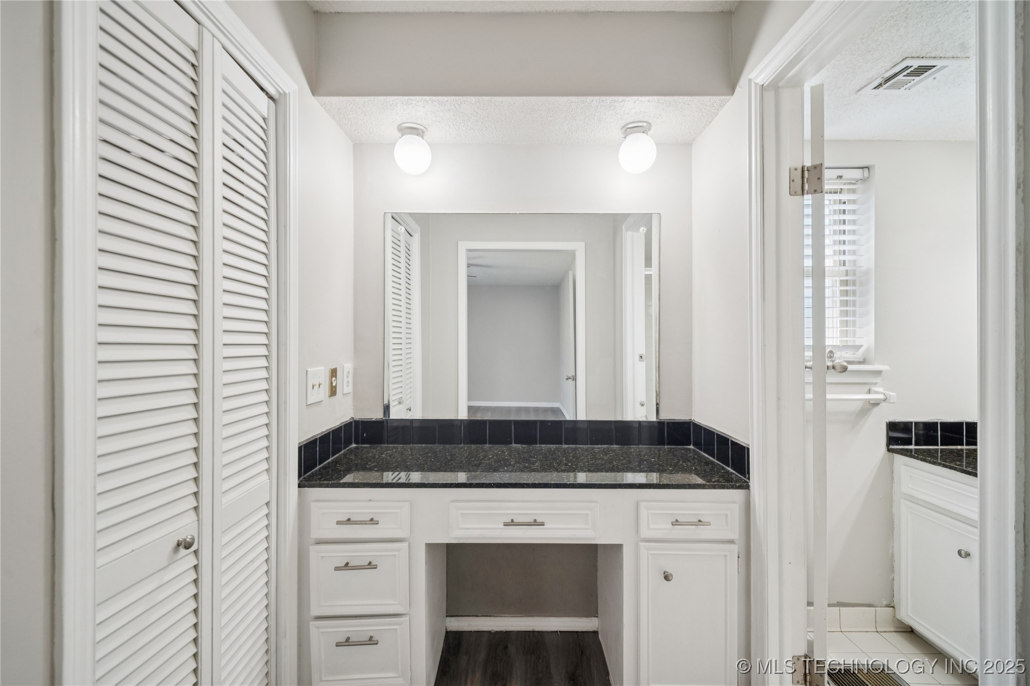 7065 E 52nd Street Property Photo 16