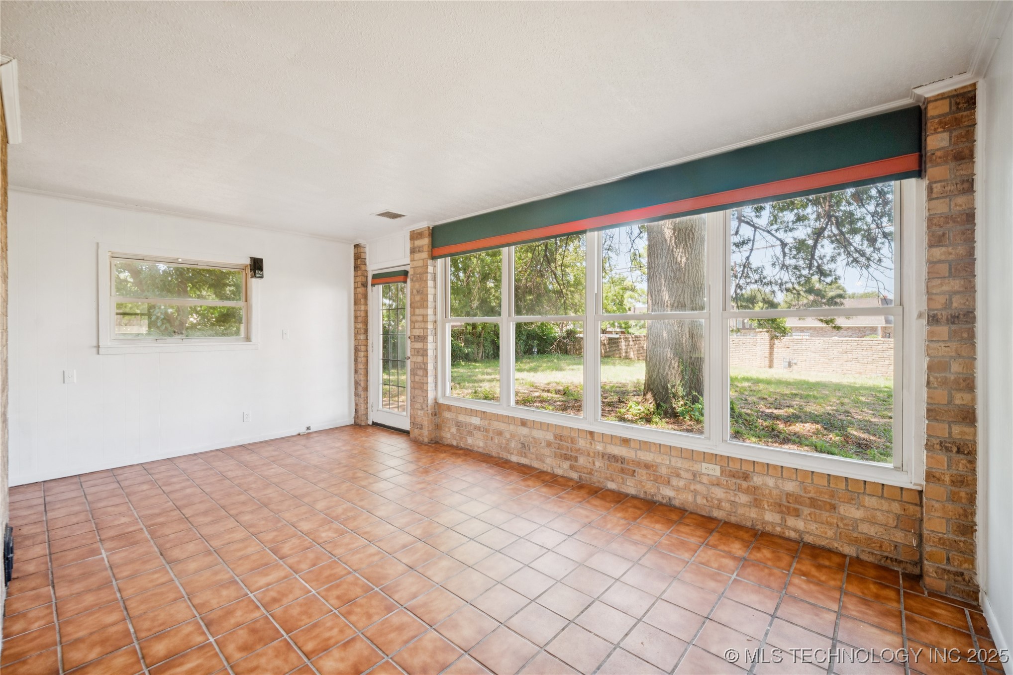 7065 E 52nd Street Property Photo 27