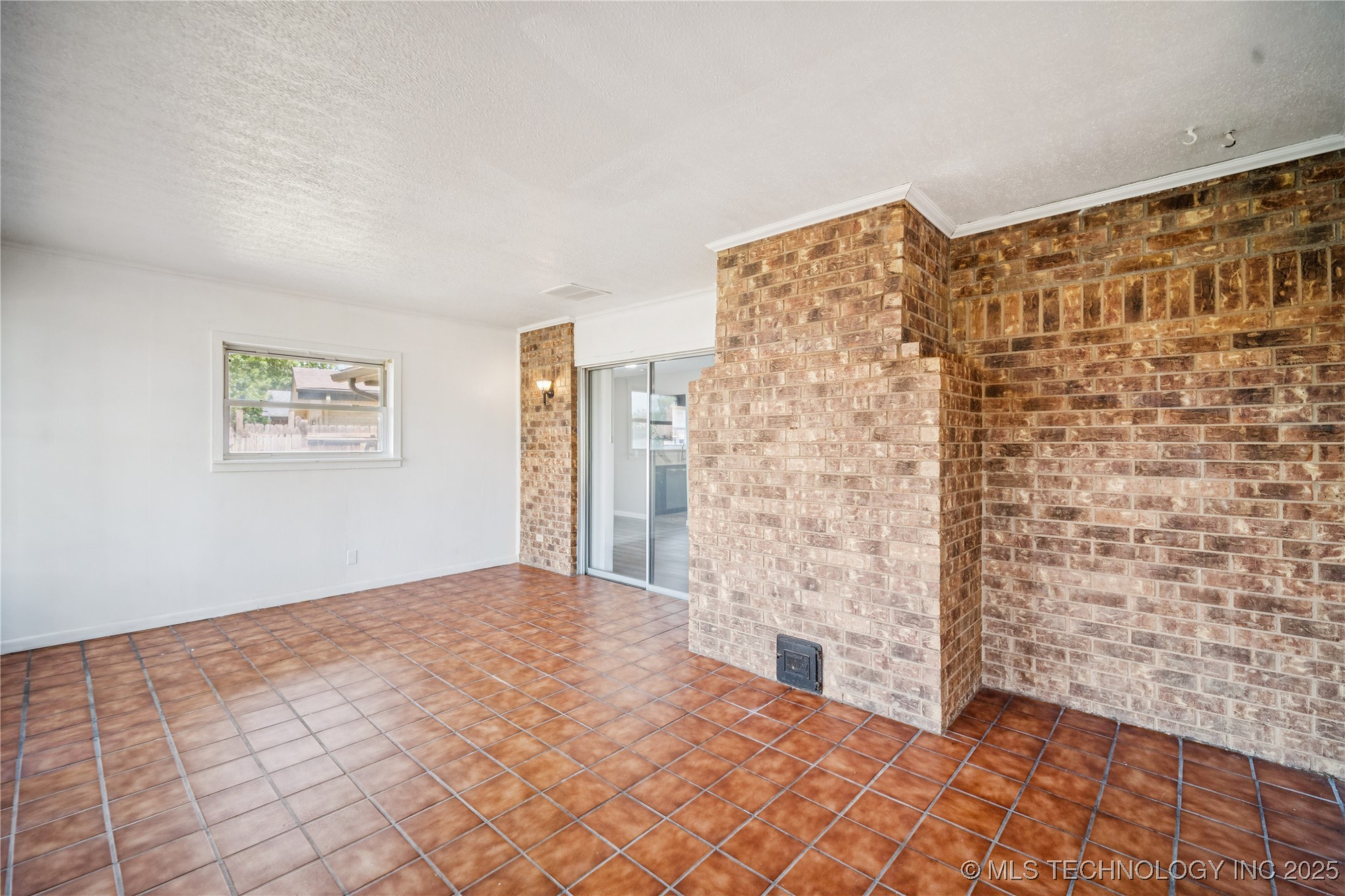 7065 E 52nd Street Property Photo 28