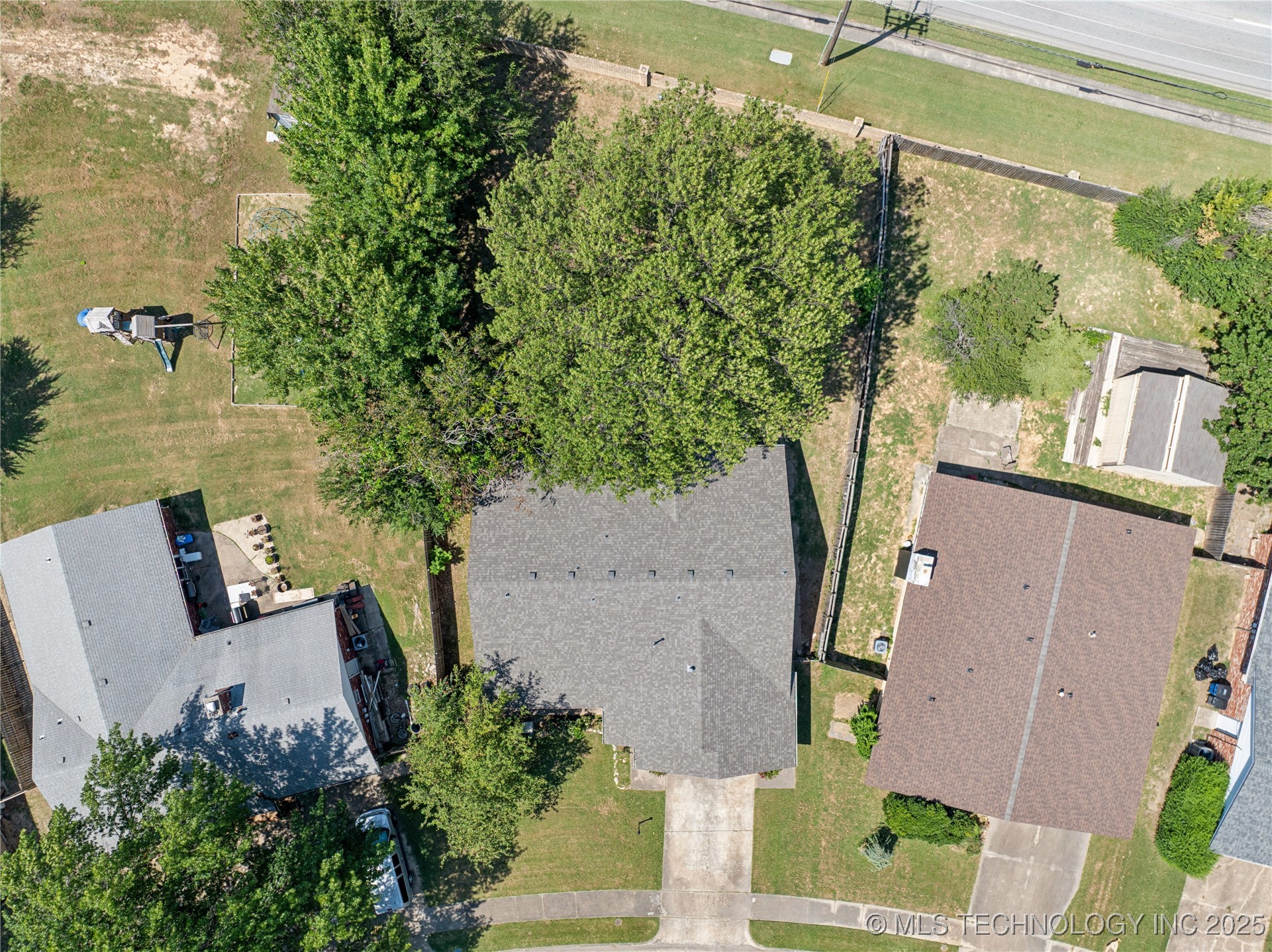 7065 E 52nd Street Property Photo 35