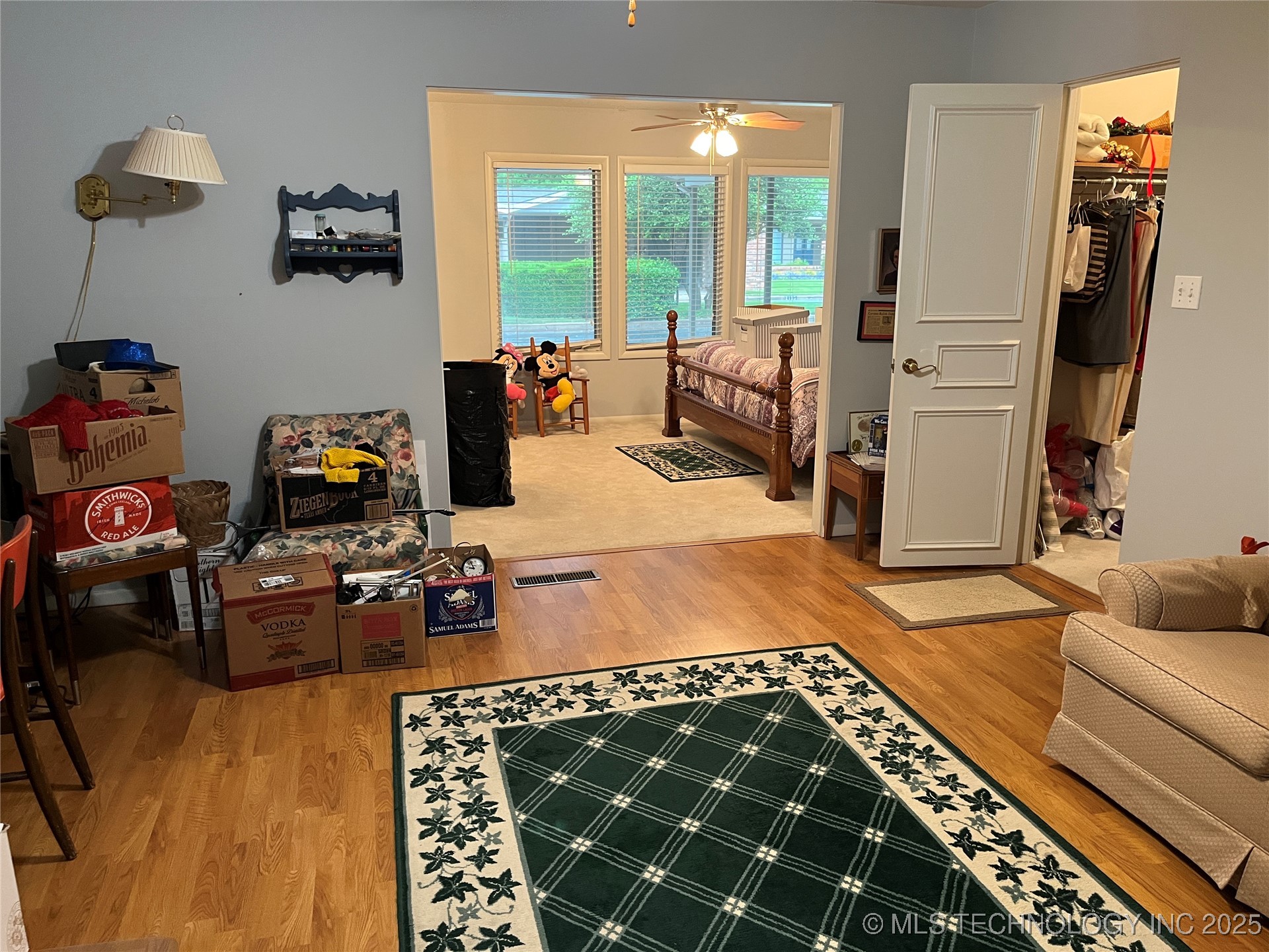 2124 E 60th Court O-4 Property Photo 19