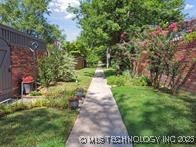 2124 E 60th Court O-4 Property Photo 27