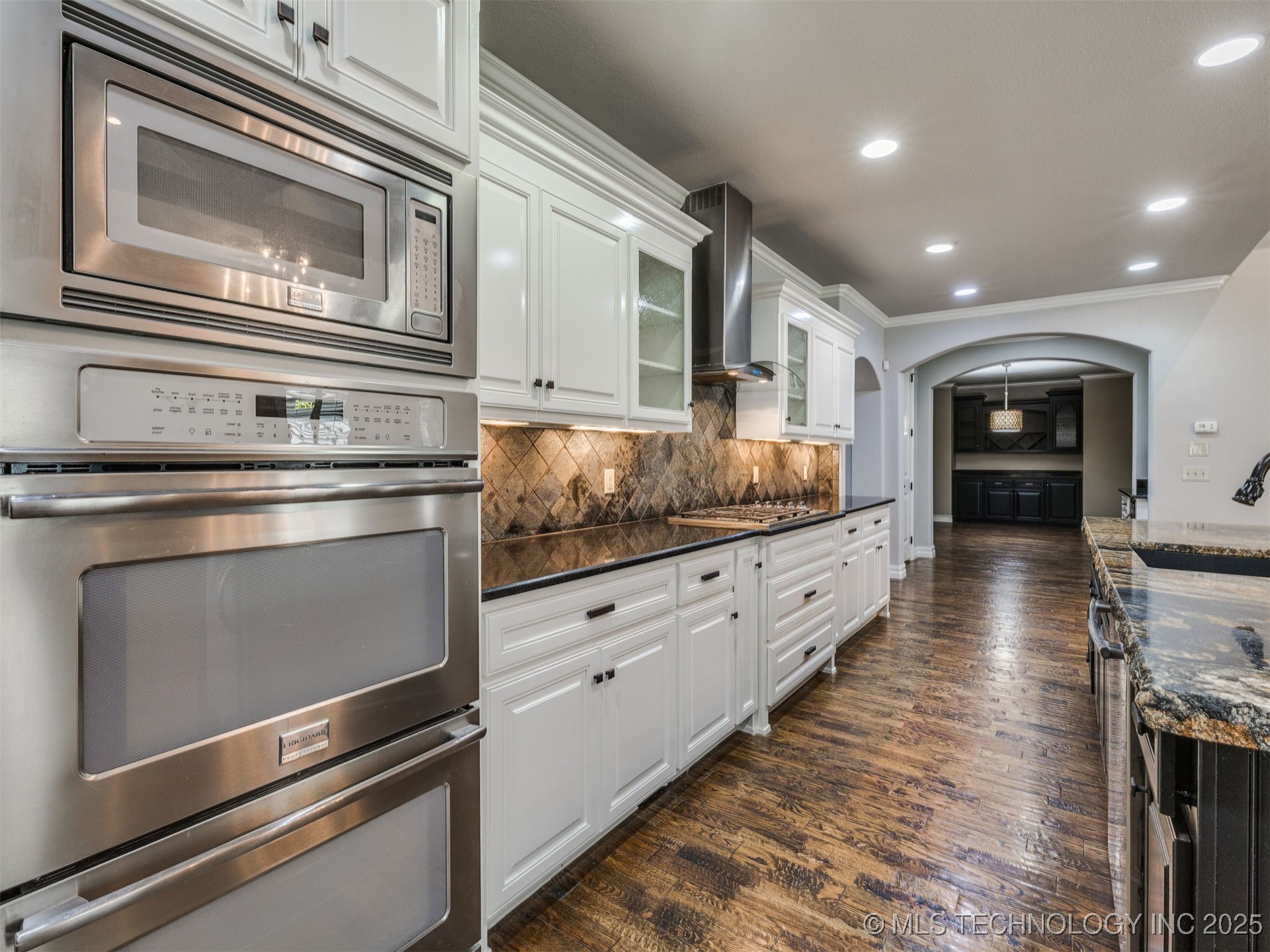 10712 S 95th East Court Property Photo 32