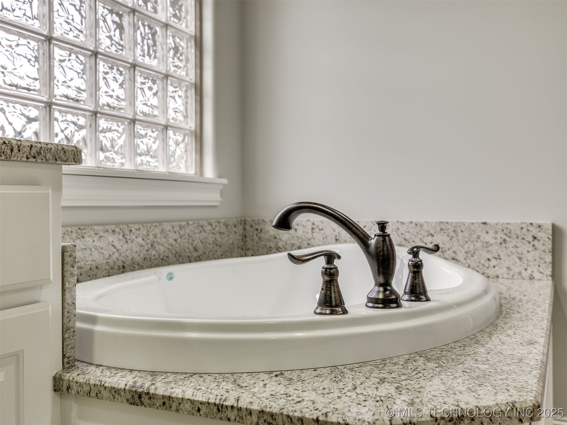 10712 S 95th East Court Property Photo 46