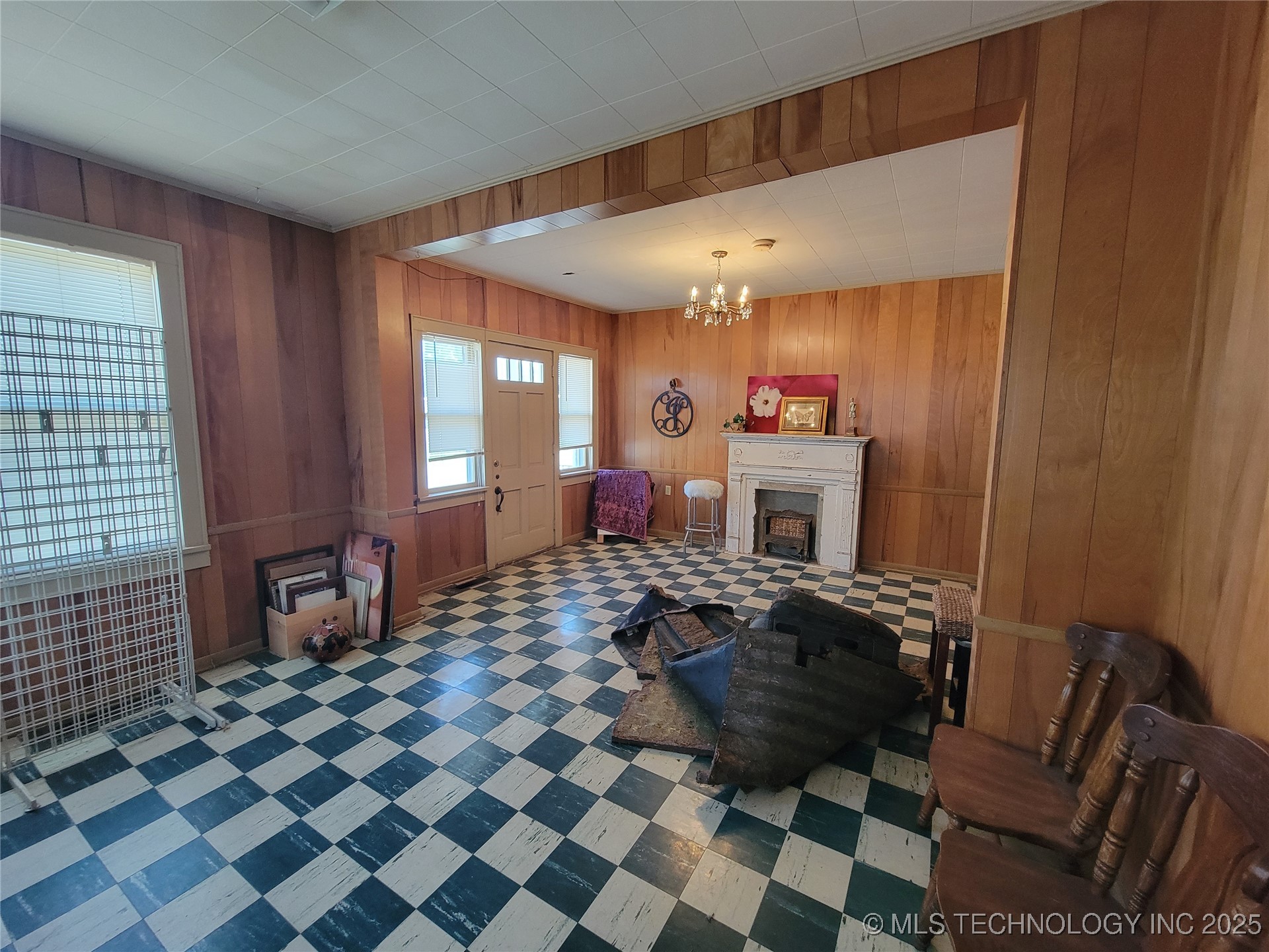 10 S Vann Street Property Photo 5