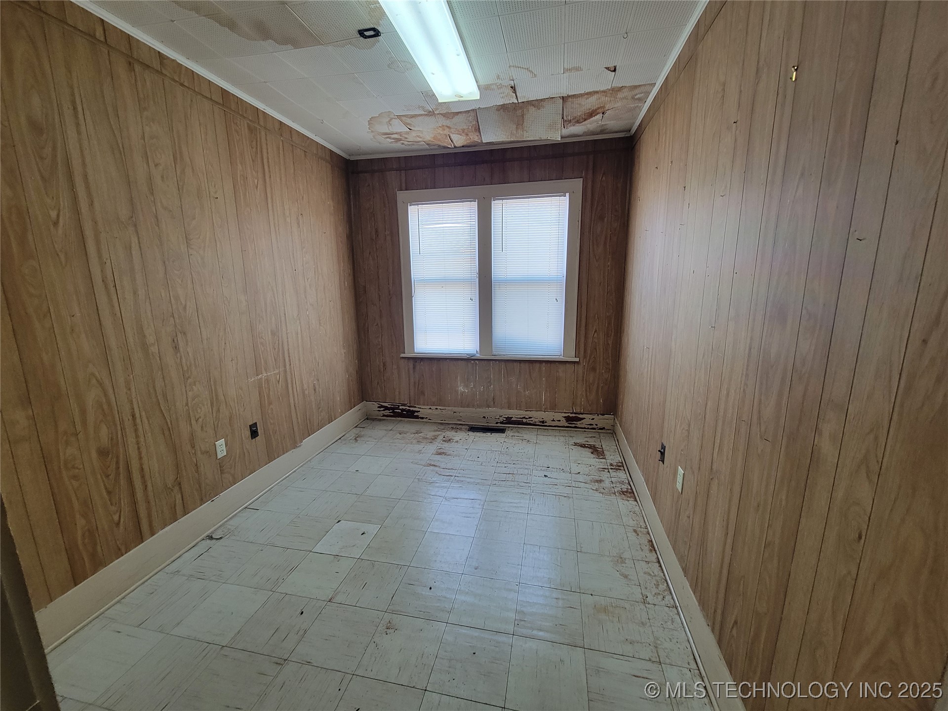 10 S Vann Street Property Photo 9