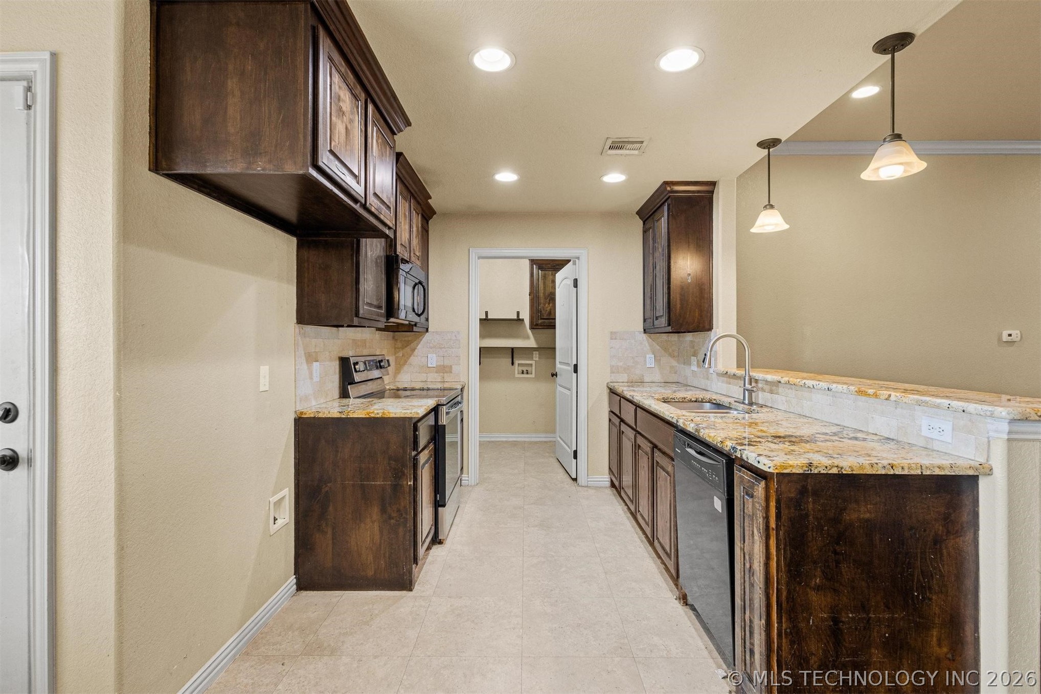 96 Dawson Drive Property Photo 9