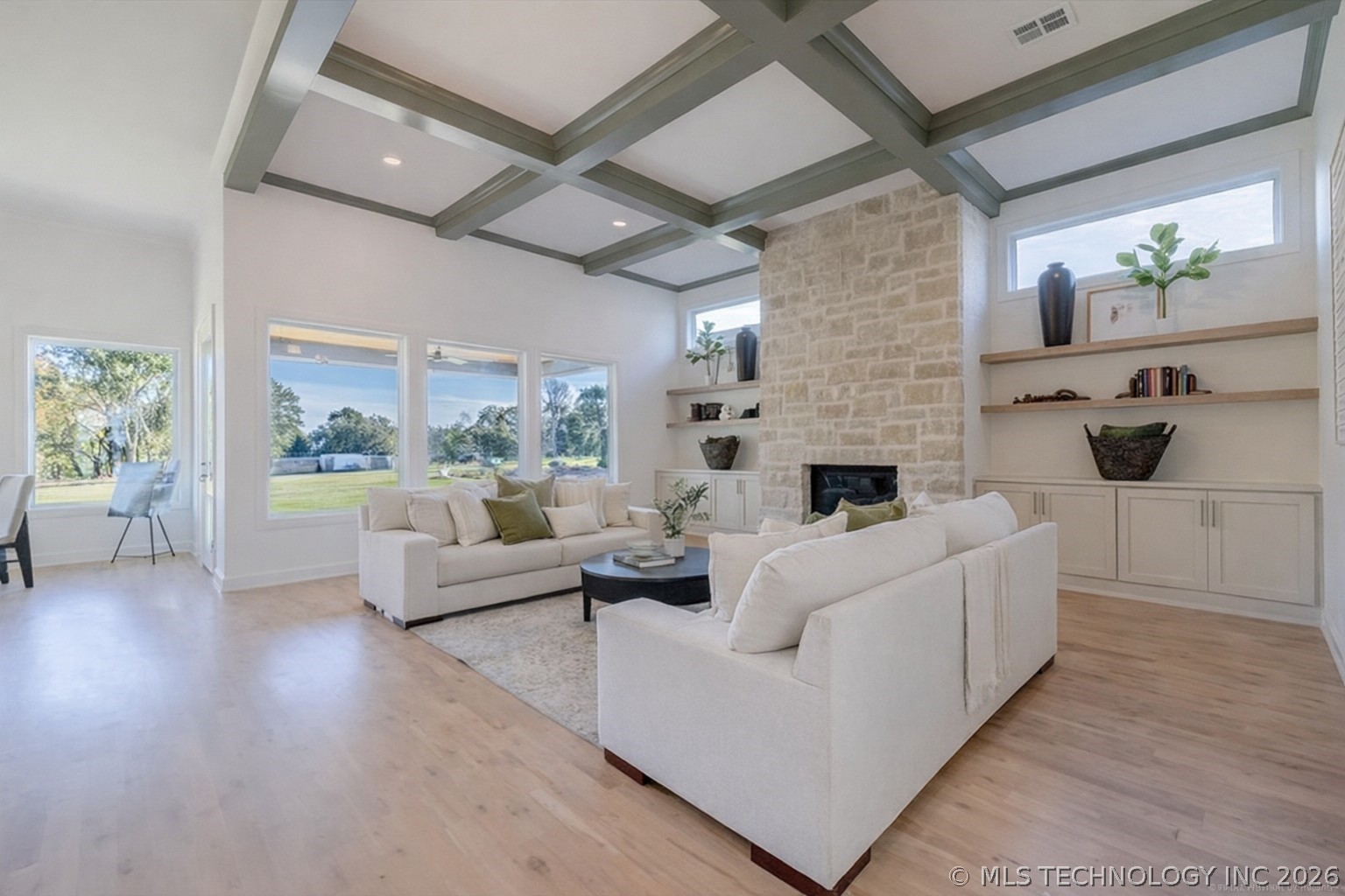 8200 E Elgin Street Property Photo 6