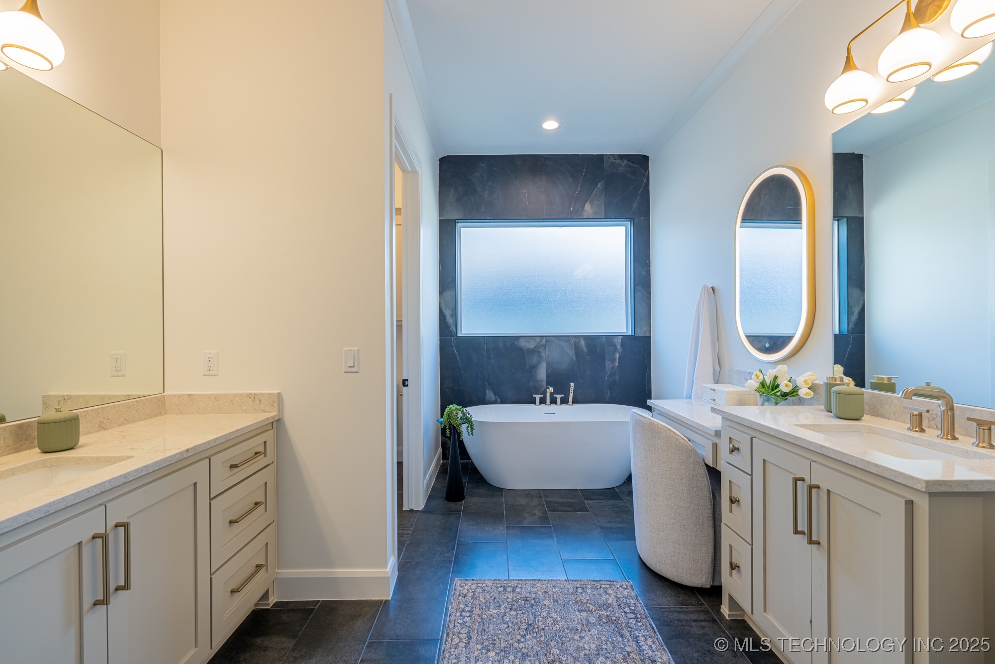 8200 E Elgin Street Property Photo 29