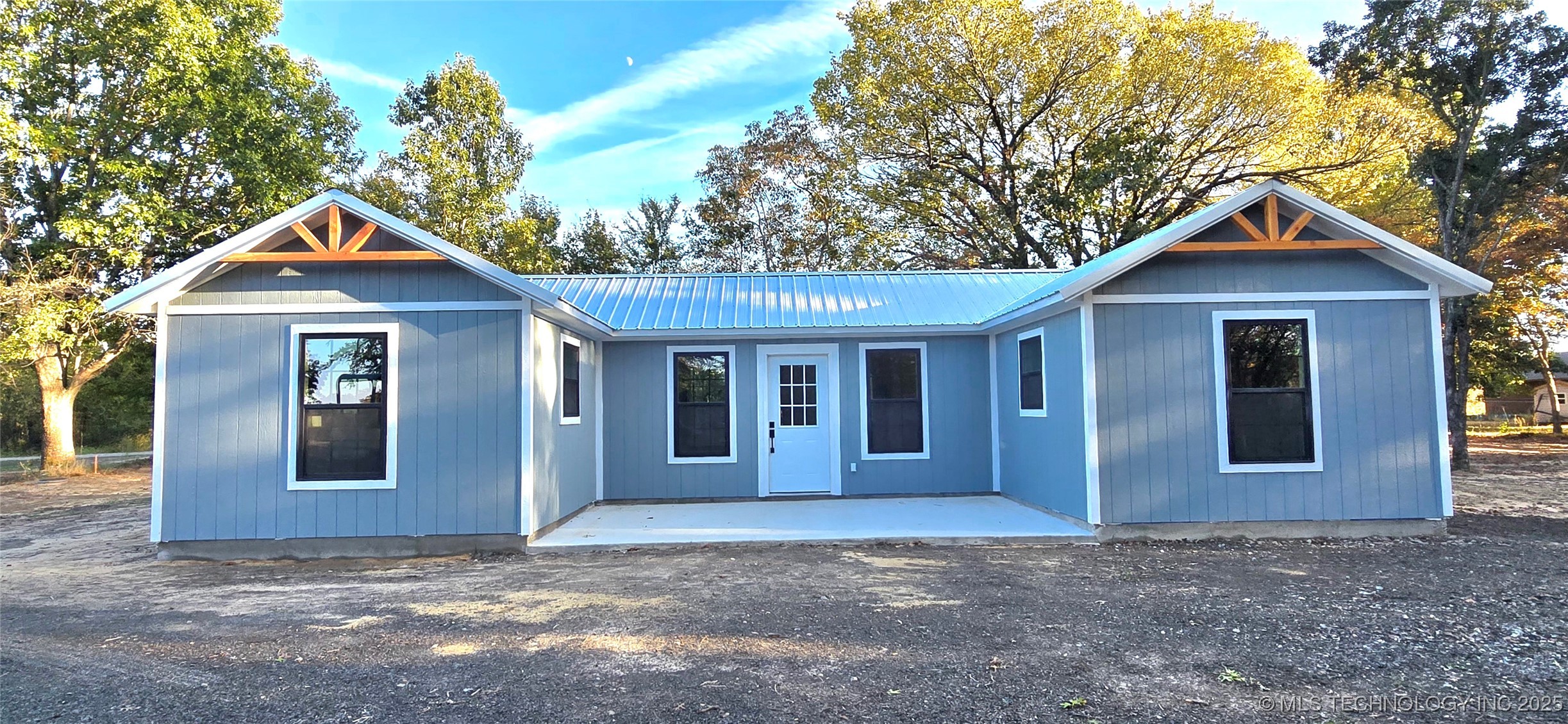 115756 N 4199 Road Property Photo 2