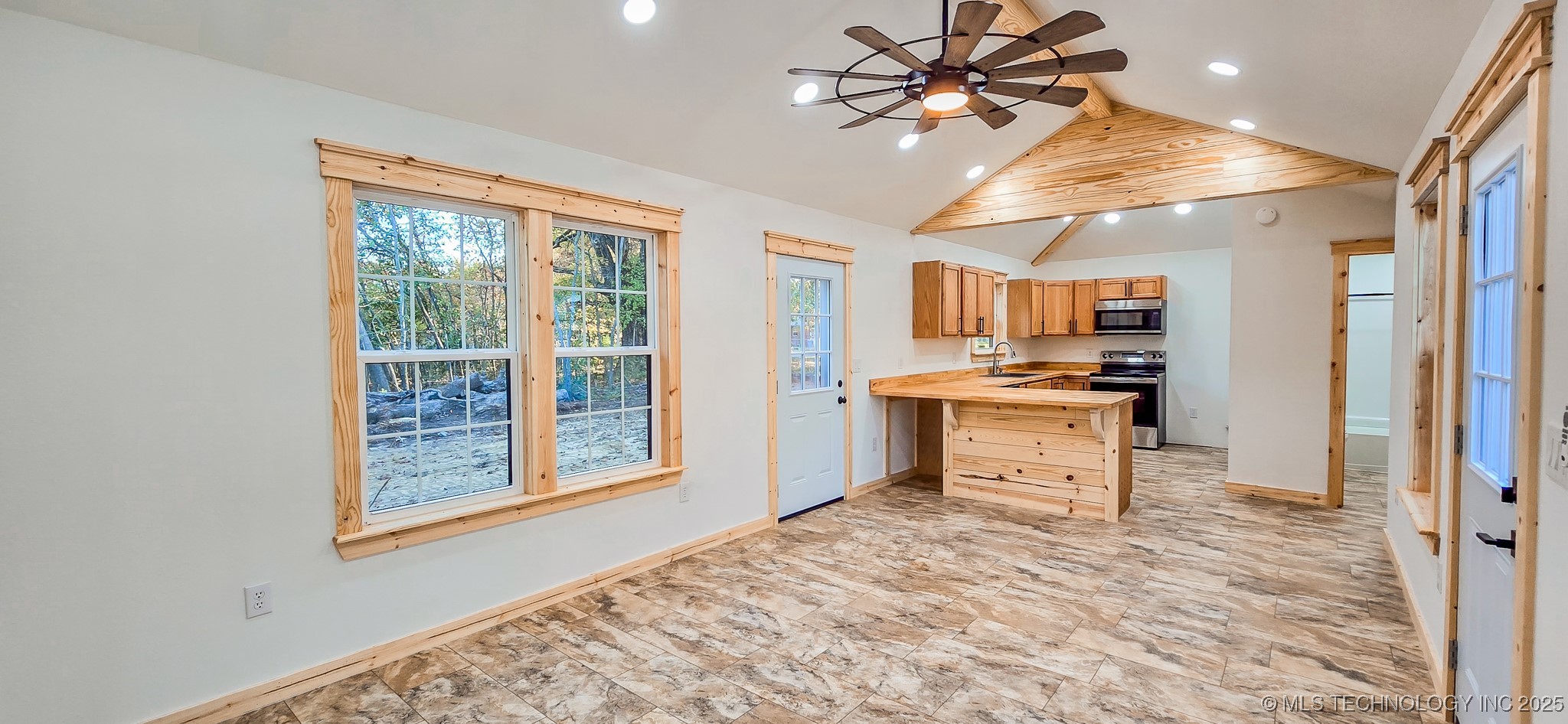 115756 N 4199 Road Property Photo 11