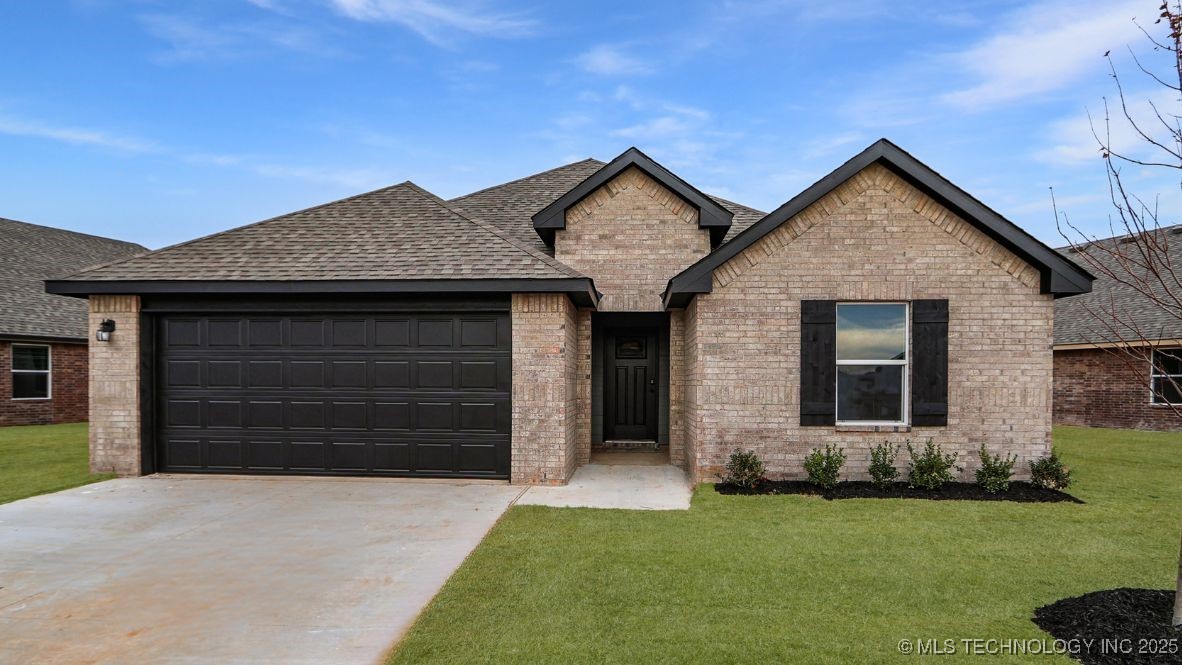 7507 E 156th Place S Property Photo 1