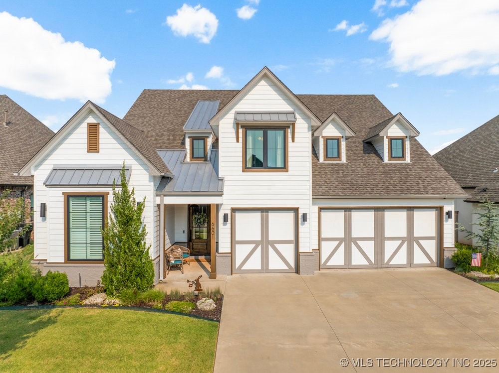 6601 S Joshua Avenue Property Photo 1