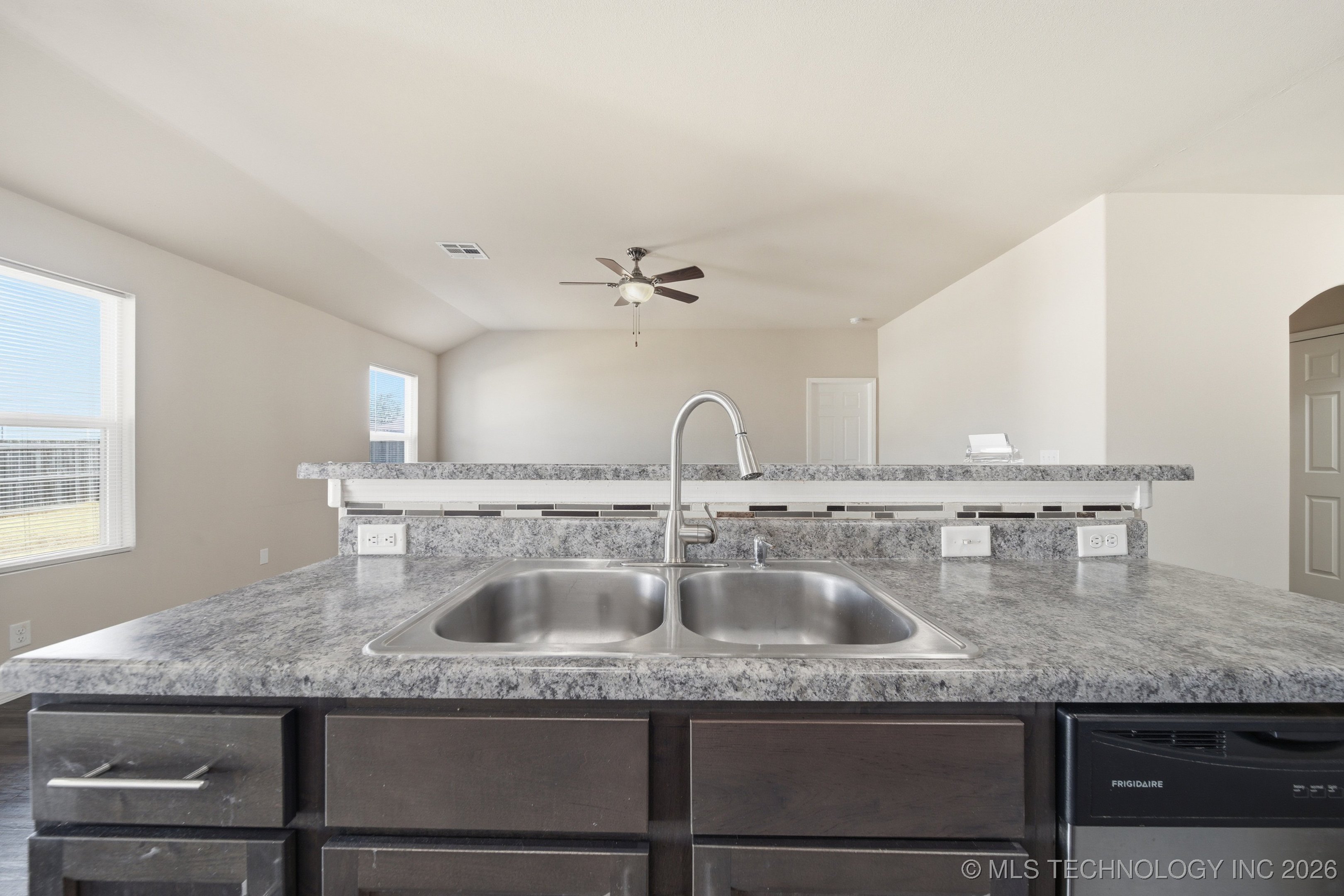 6057 E 147th Street S Property Photo 12