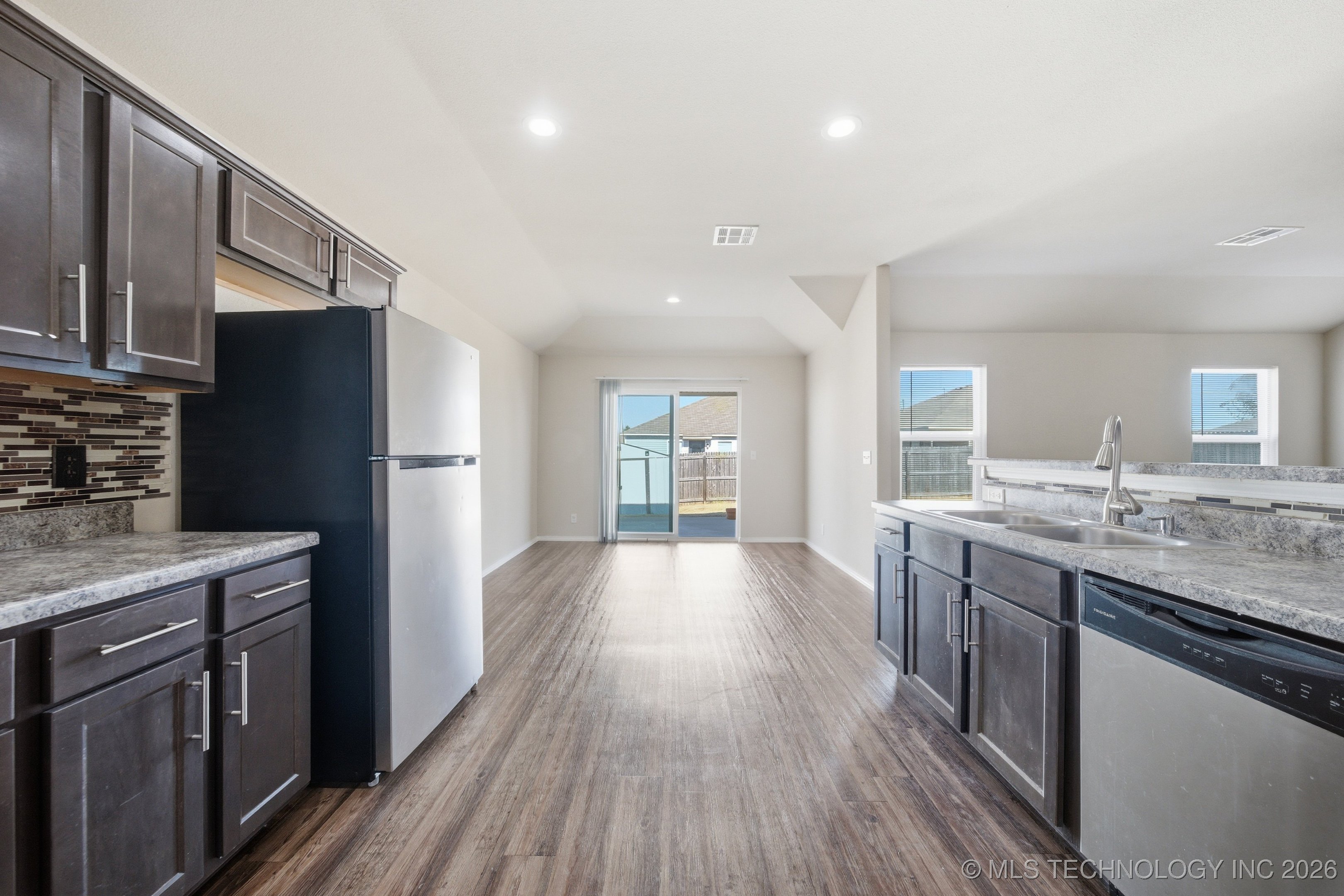 6057 E 147th Street S Property Photo 15