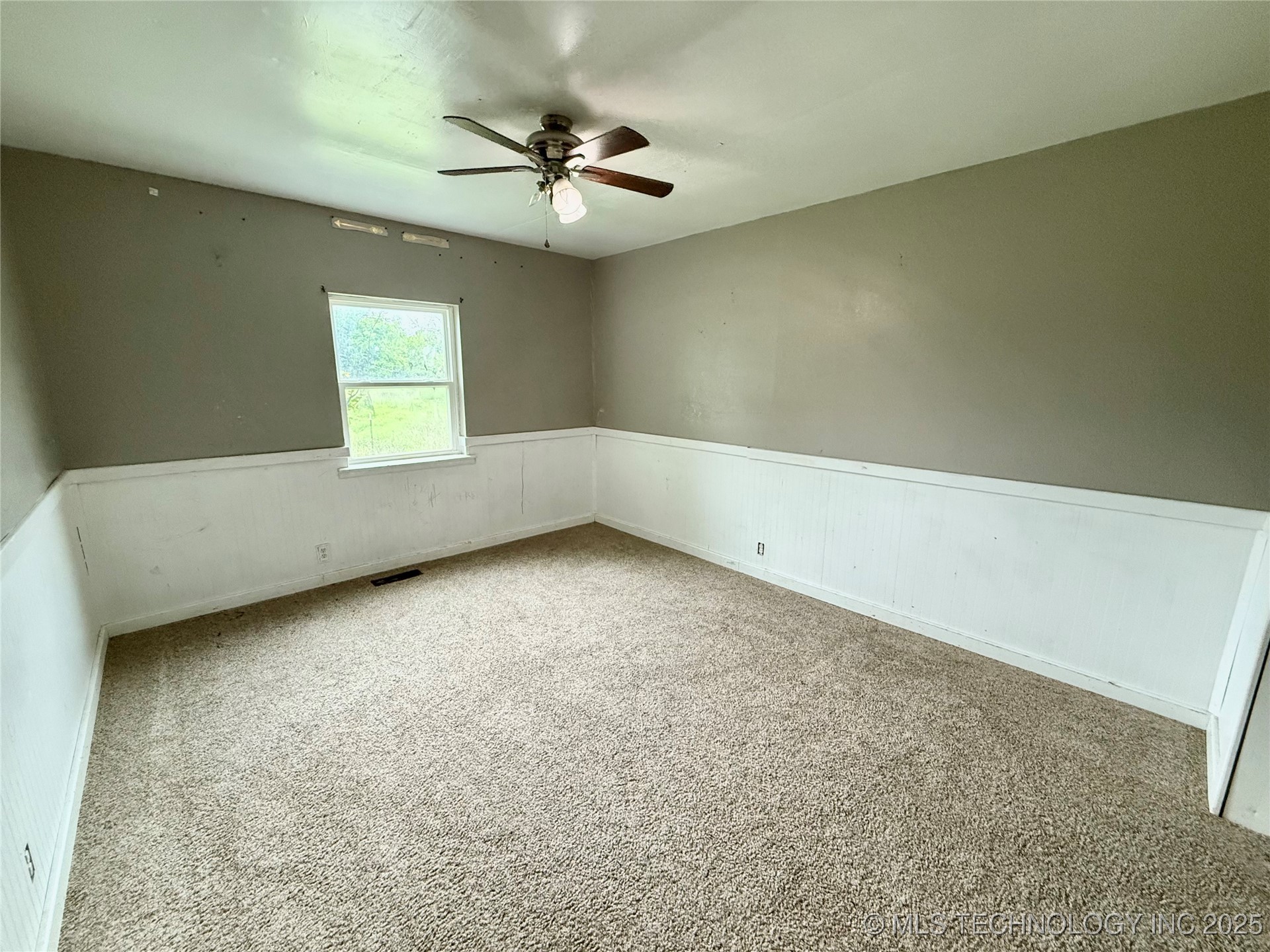 26945 S 206 Road Property Photo 7