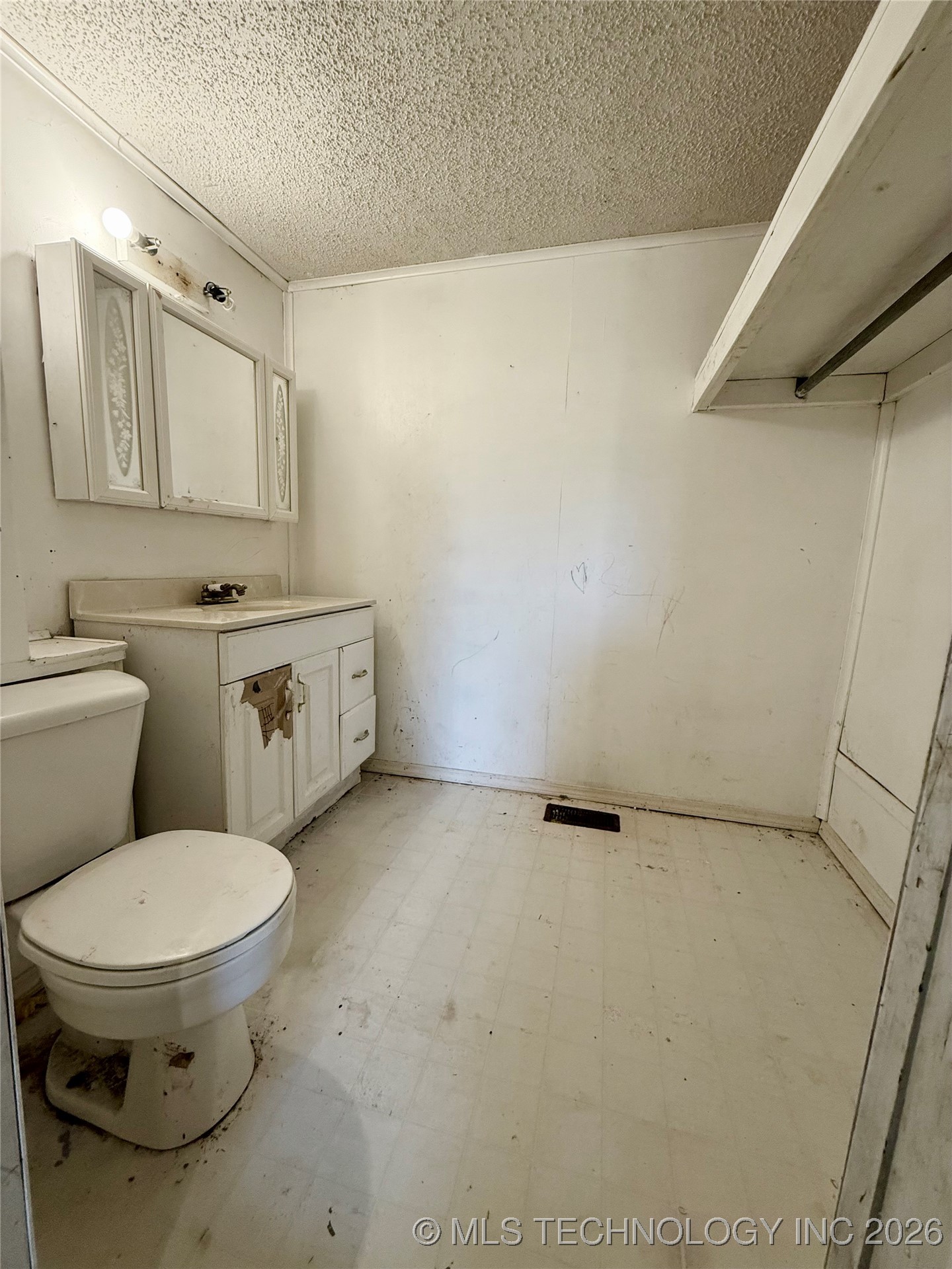 26945 S 206 Road Property Photo 10