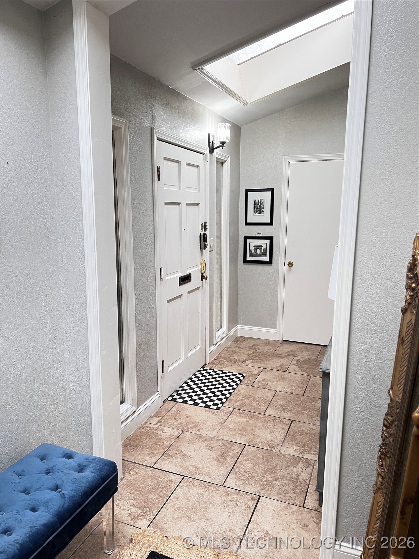 1324 E 38th Street 1324c Property Photo 6