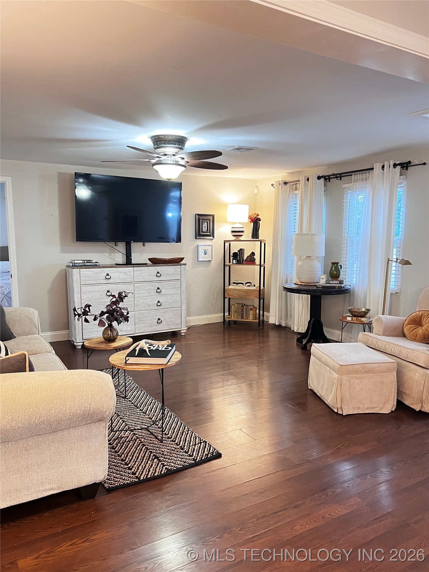 1324 E 38th Street 1324c Property Photo 11