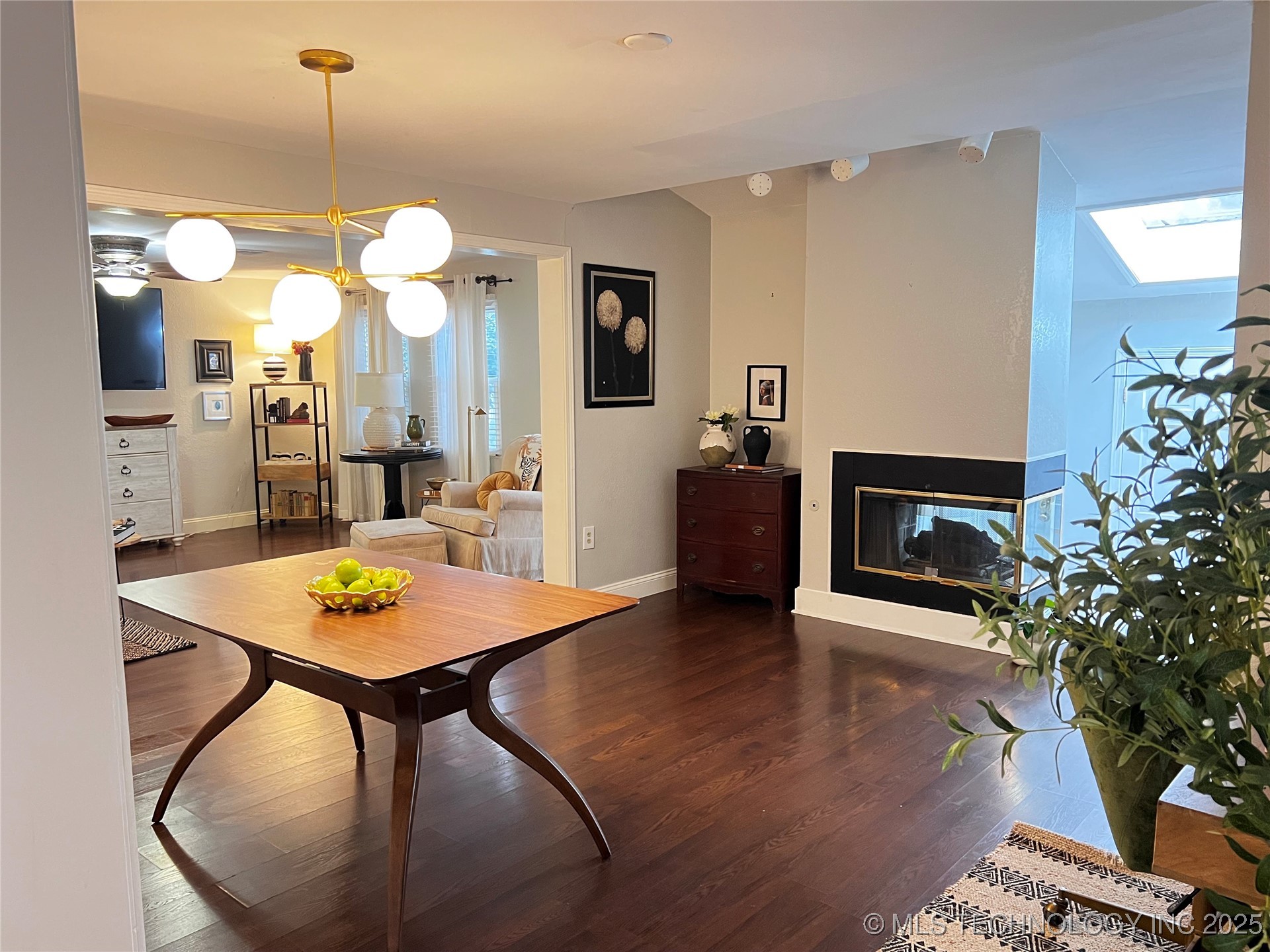 1324 E 38th Street 1324c Property Photo 13