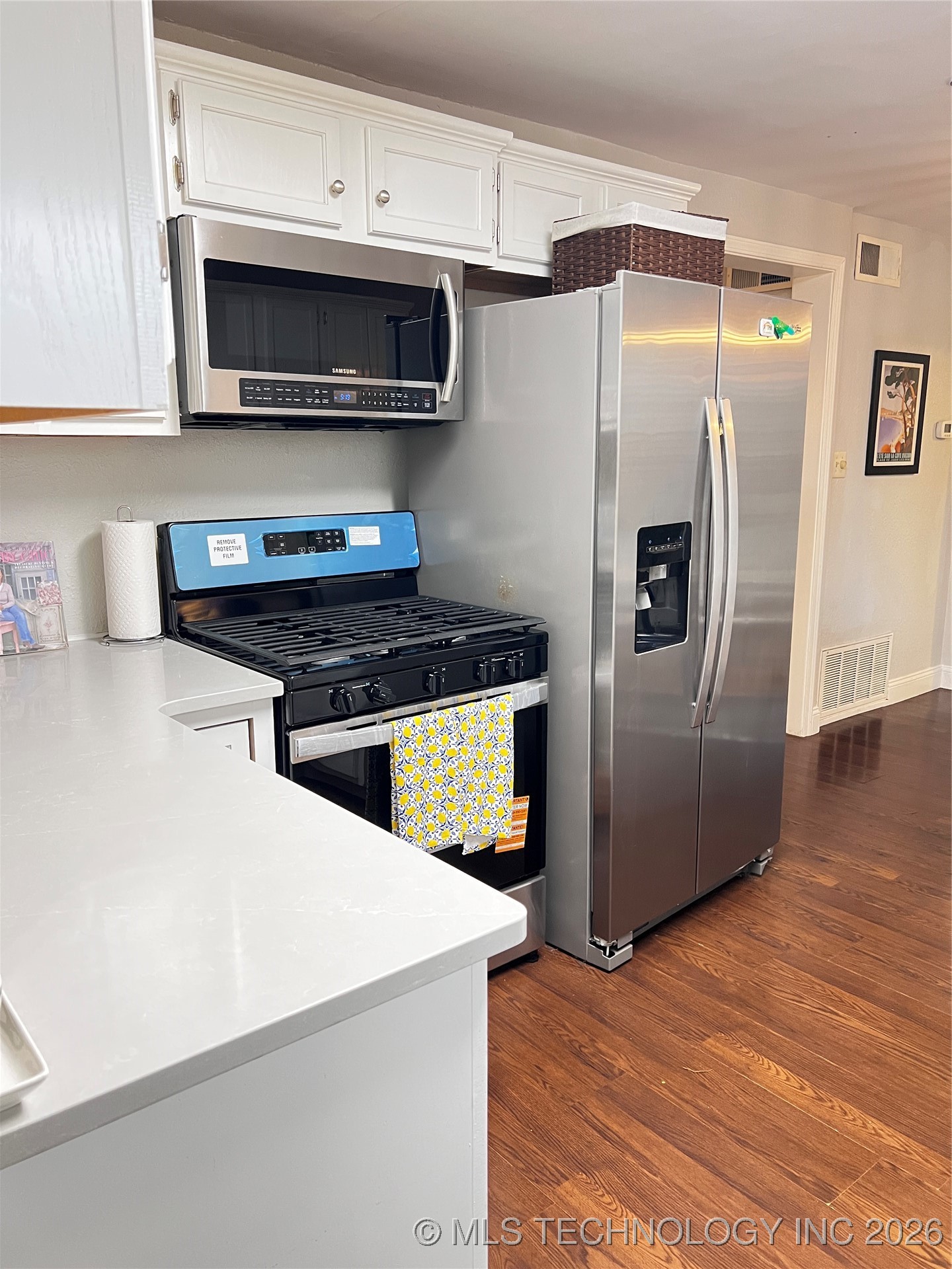 1324 E 38th Street 1324c Property Photo 16