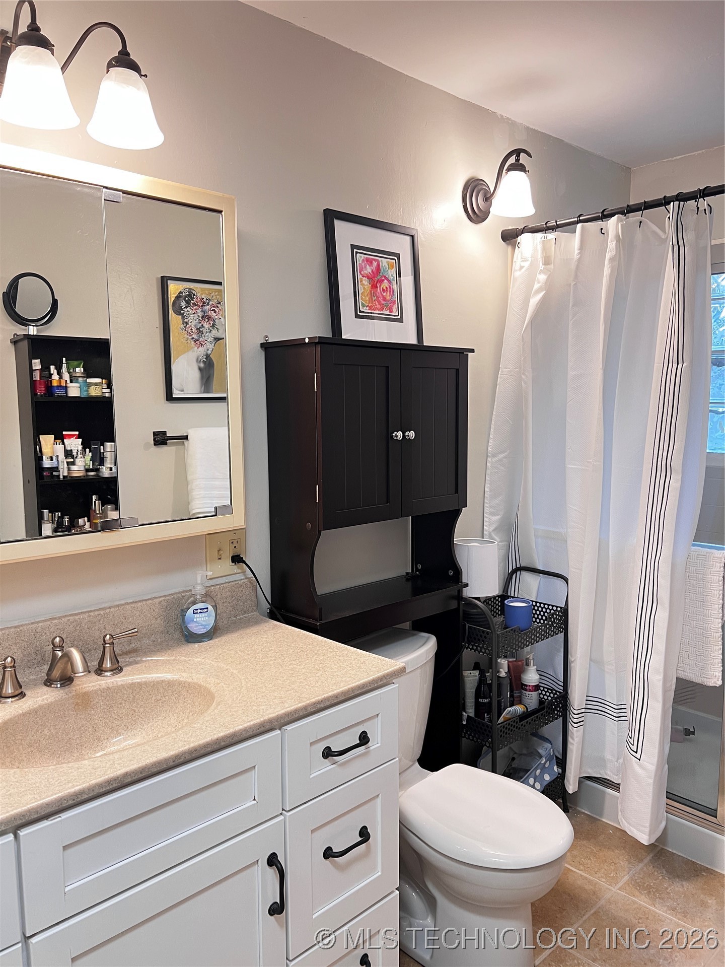 1324 E 38th Street 1324c Property Photo 27