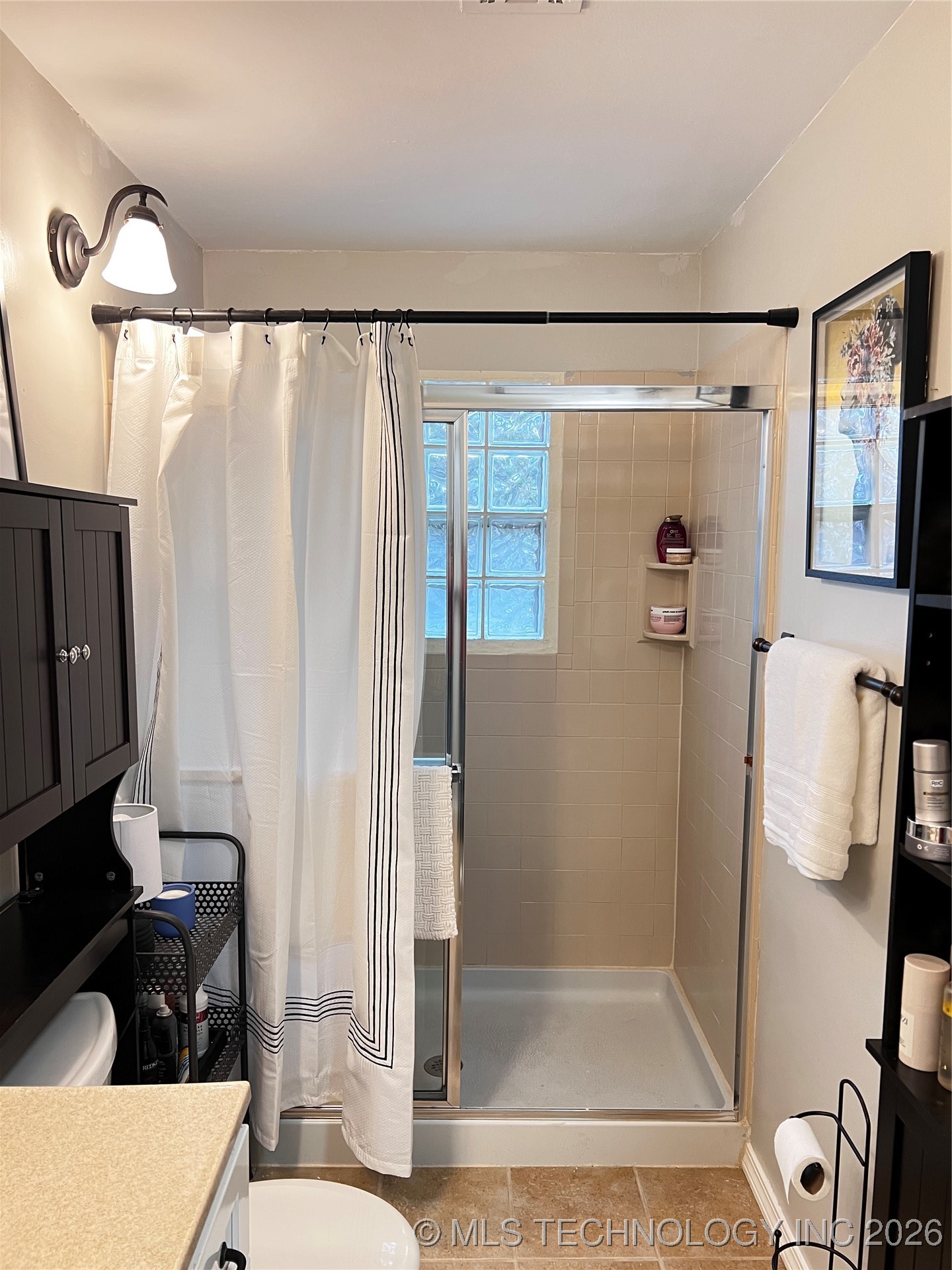 1324 E 38th Street 1324c Property Photo 28