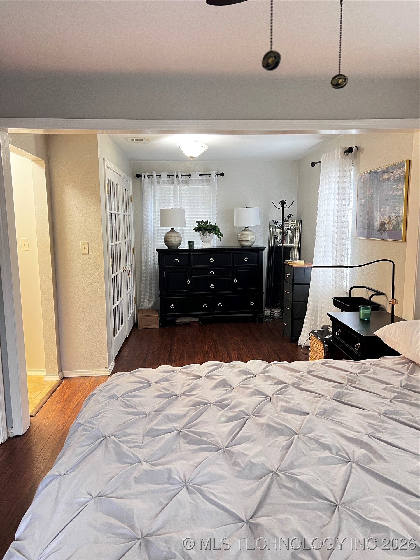 1324 E 38th Street 1324c Property Photo 30