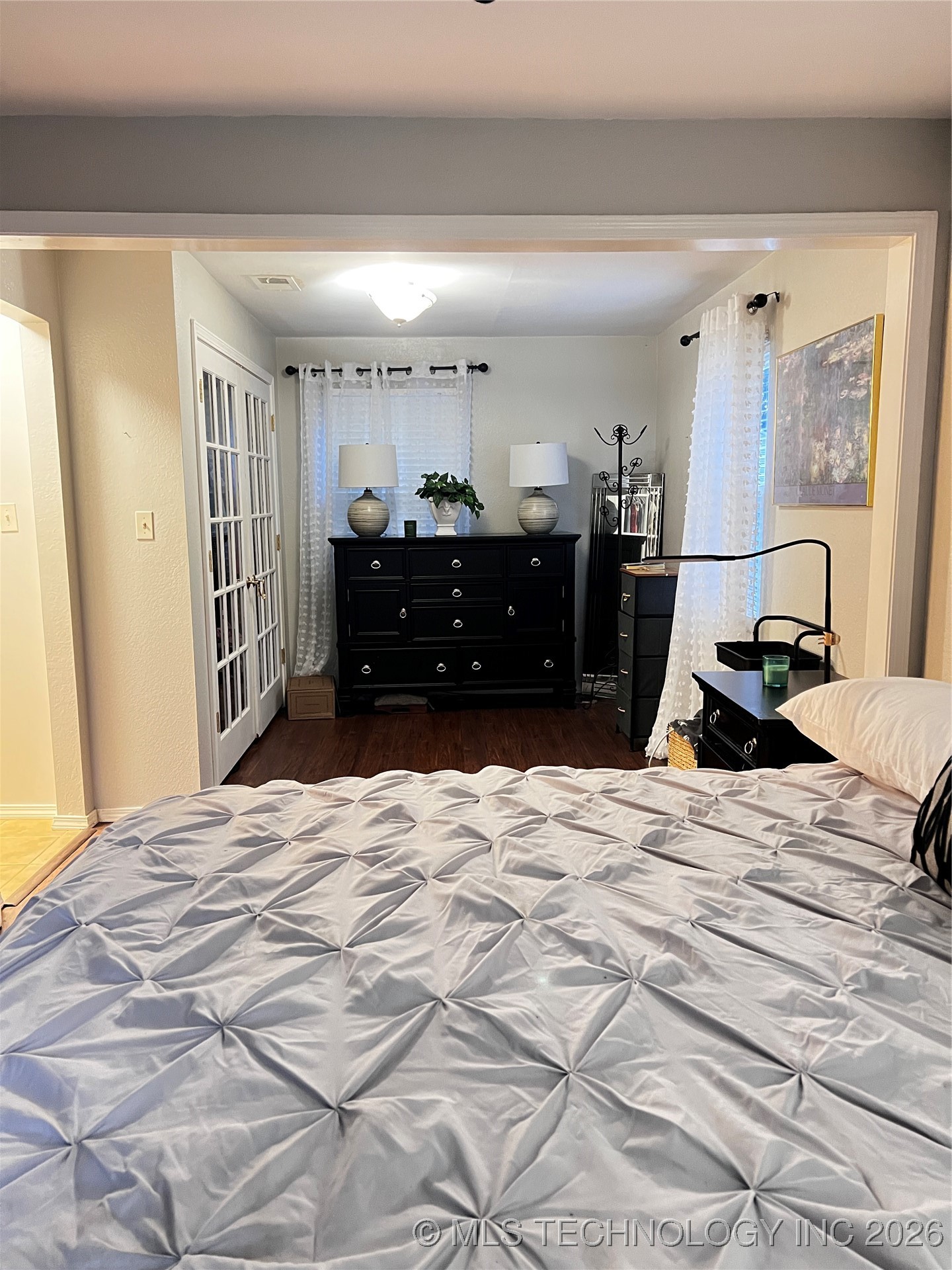 1324 E 38th Street 1324c Property Photo 31