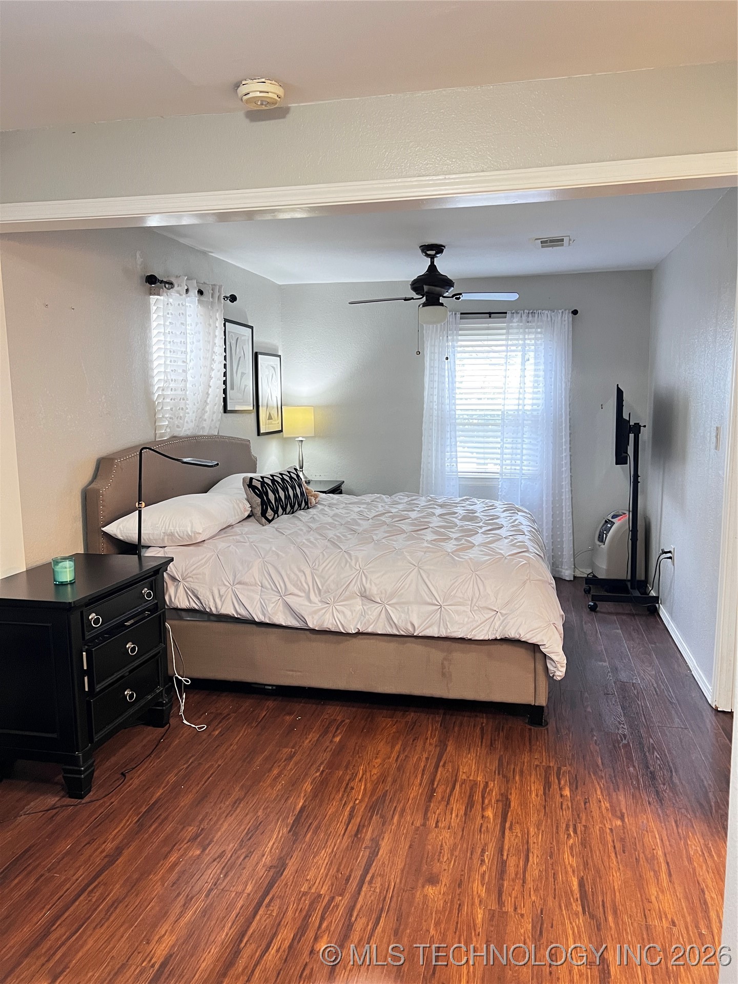 1324 E 38th Street 1324c Property Photo 32