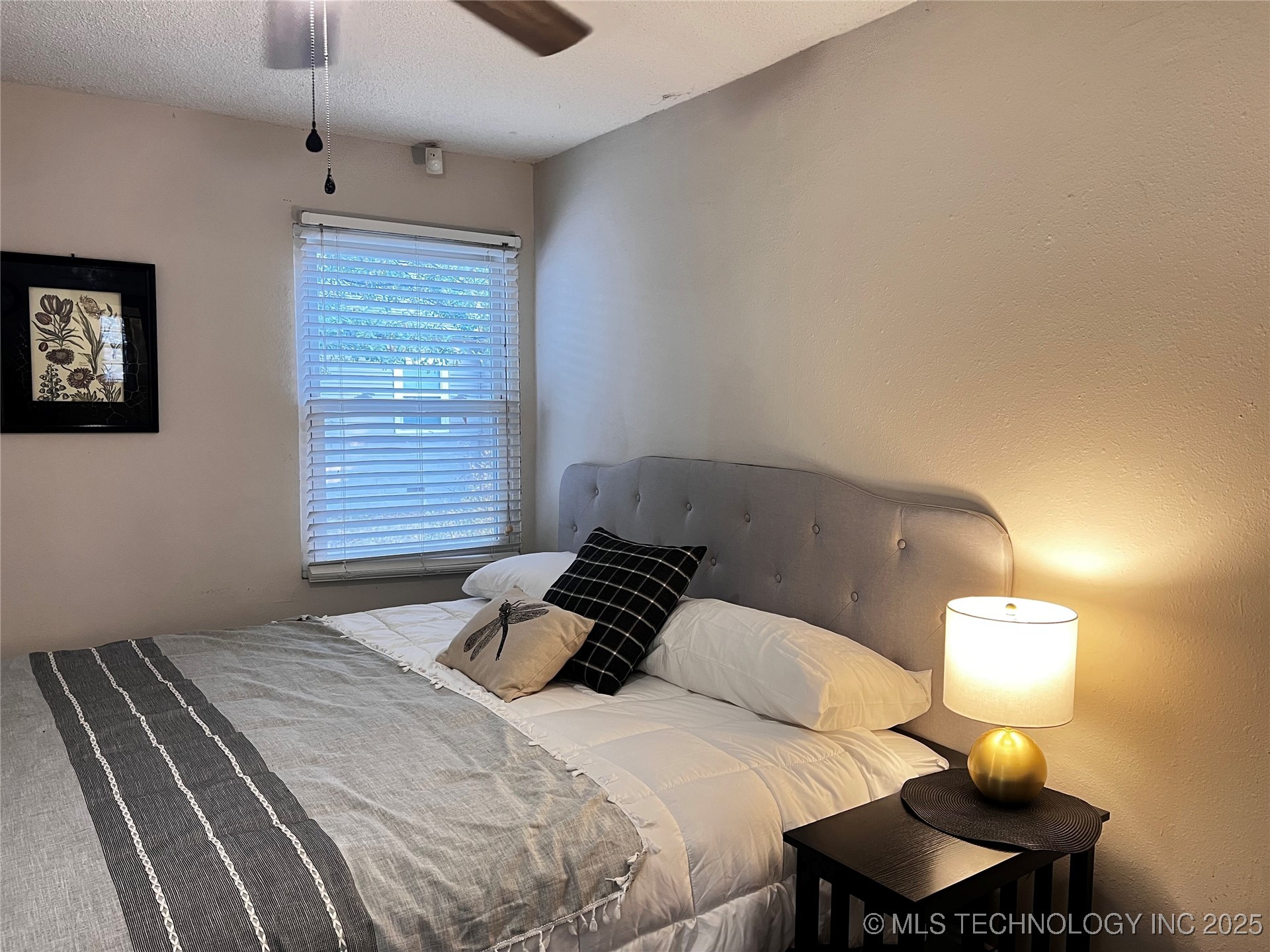 1324 E 38th Street 1324c Property Photo 34