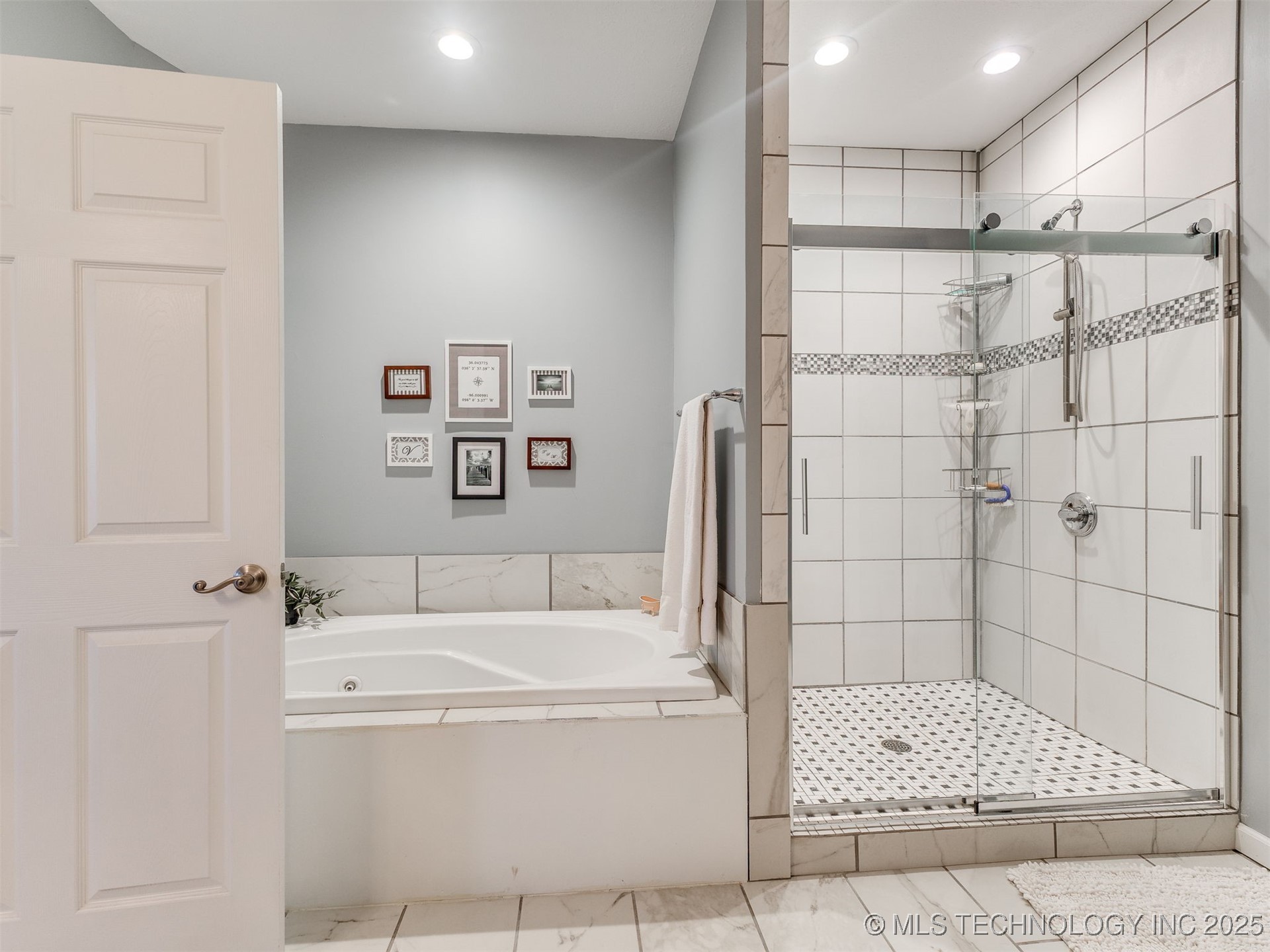 19405 Carriage Court Property Photo 44