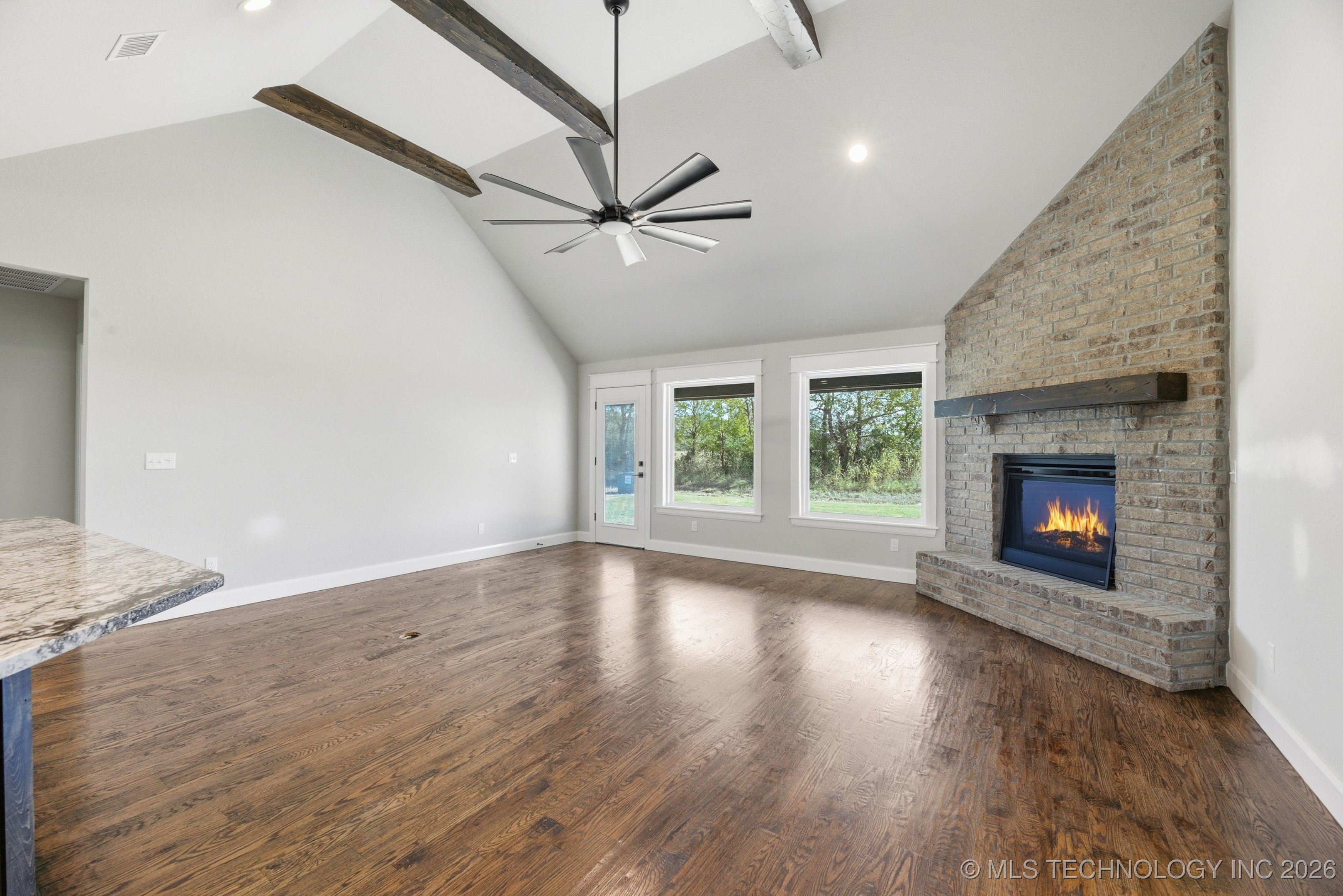 10625 S 233rd East Avenue Property Photo 3