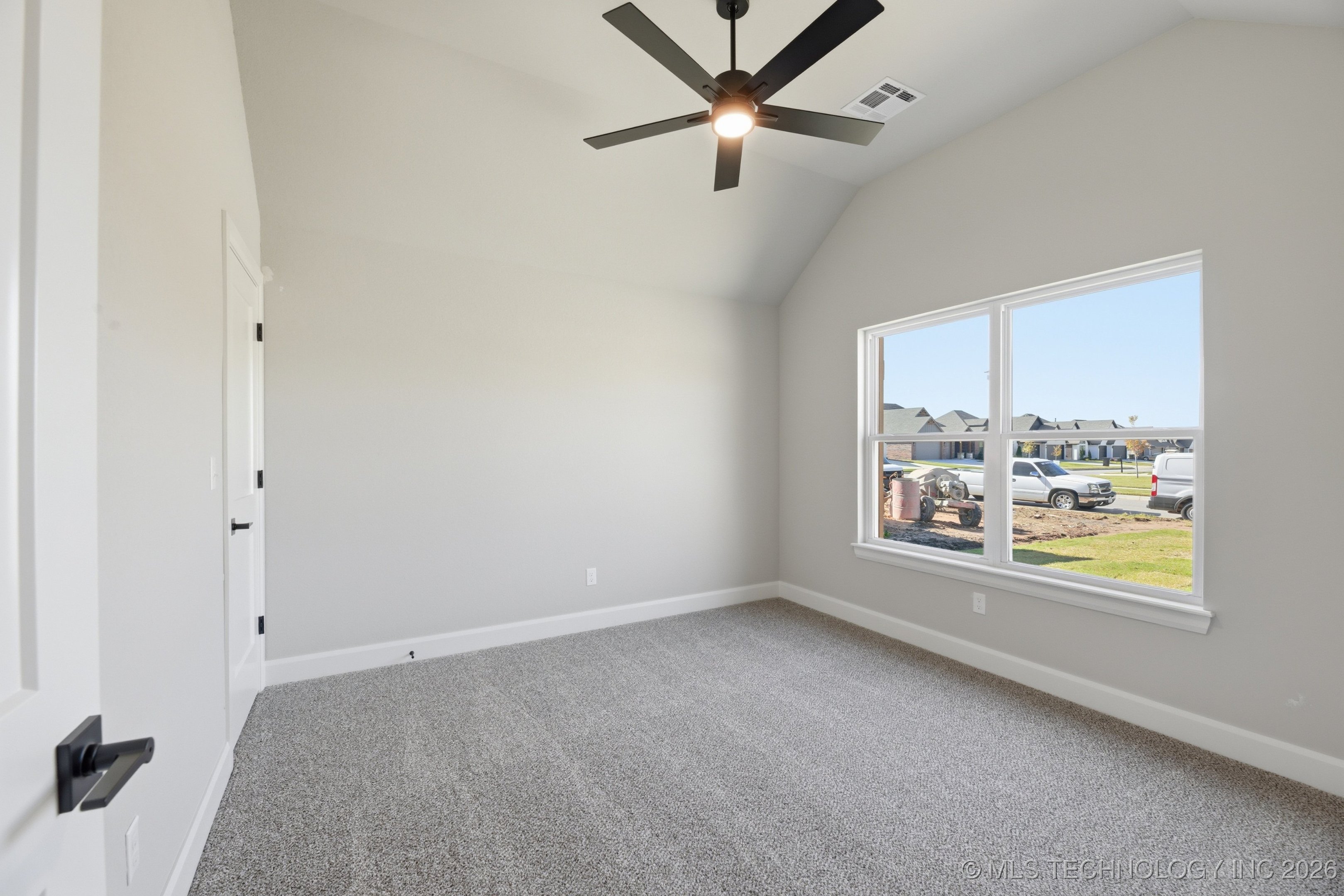 10625 S 233rd East Avenue Property Photo 18