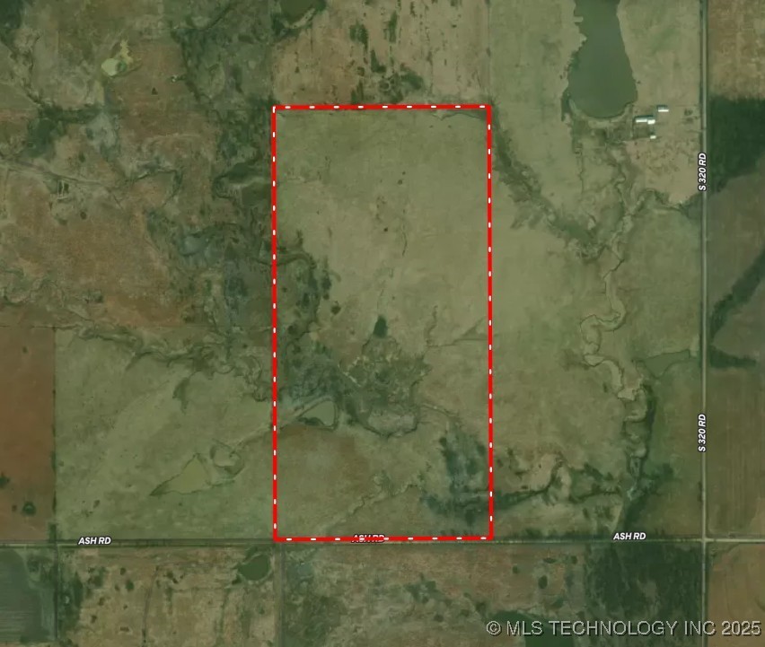 2 Ash Road Property Photo 5