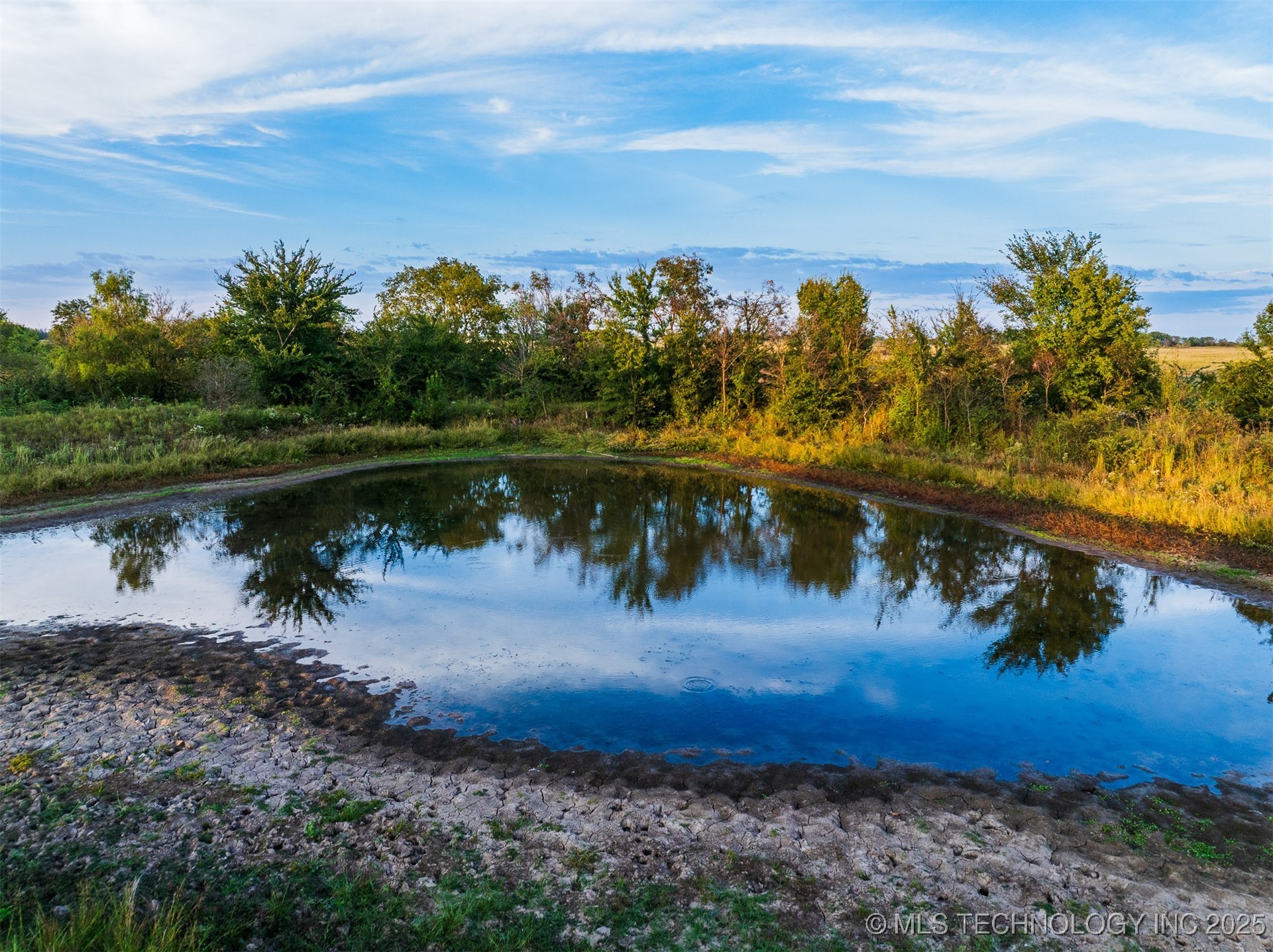2 Ash Road Property Photo 9