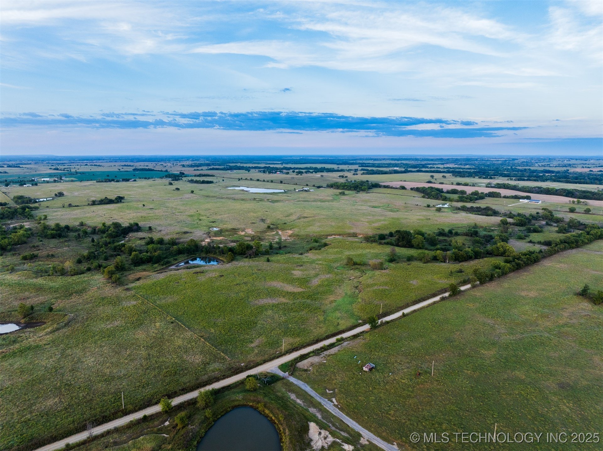 2 Ash Road Property Photo 28