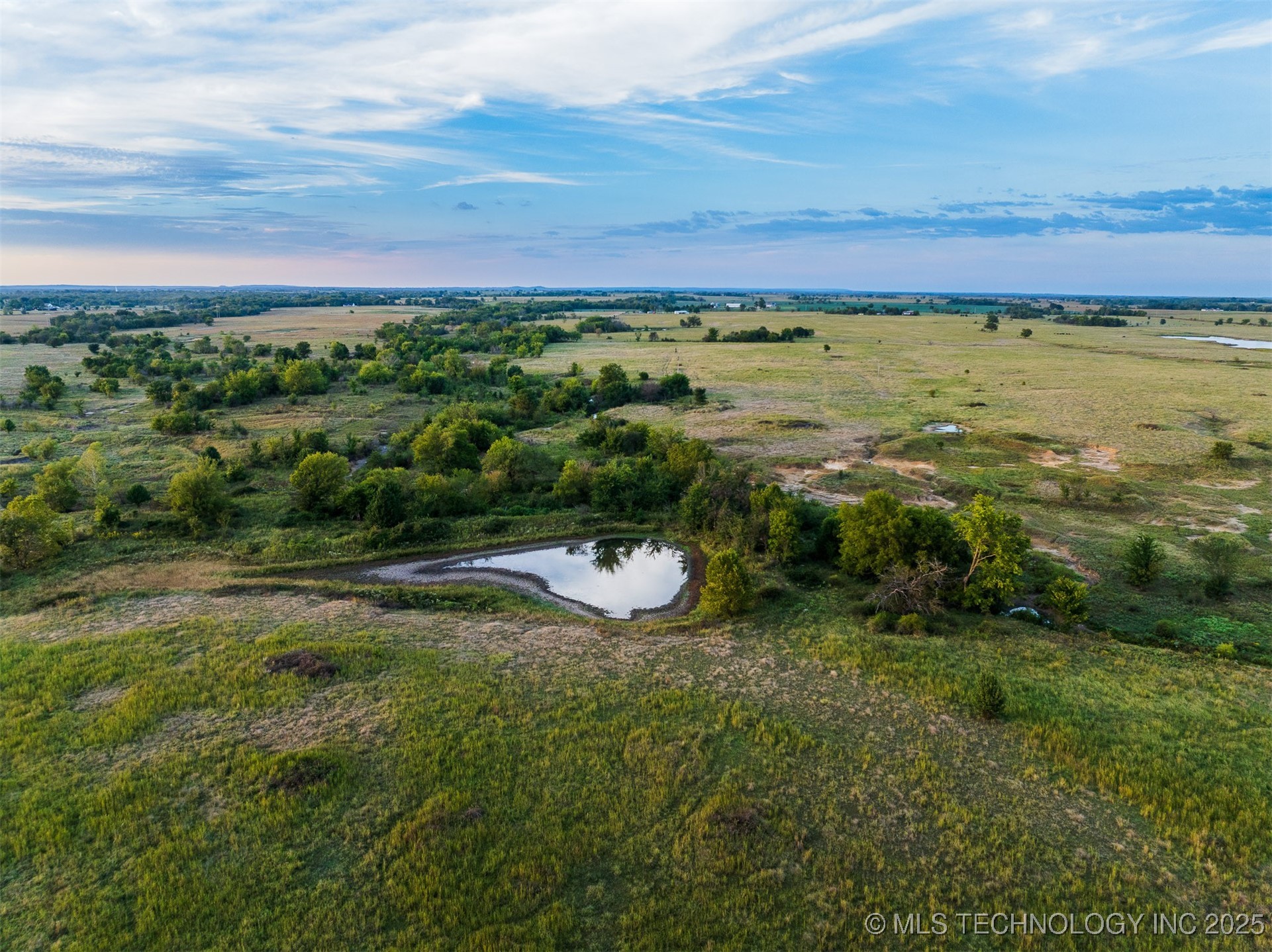 2 Ash Road Property Photo 31