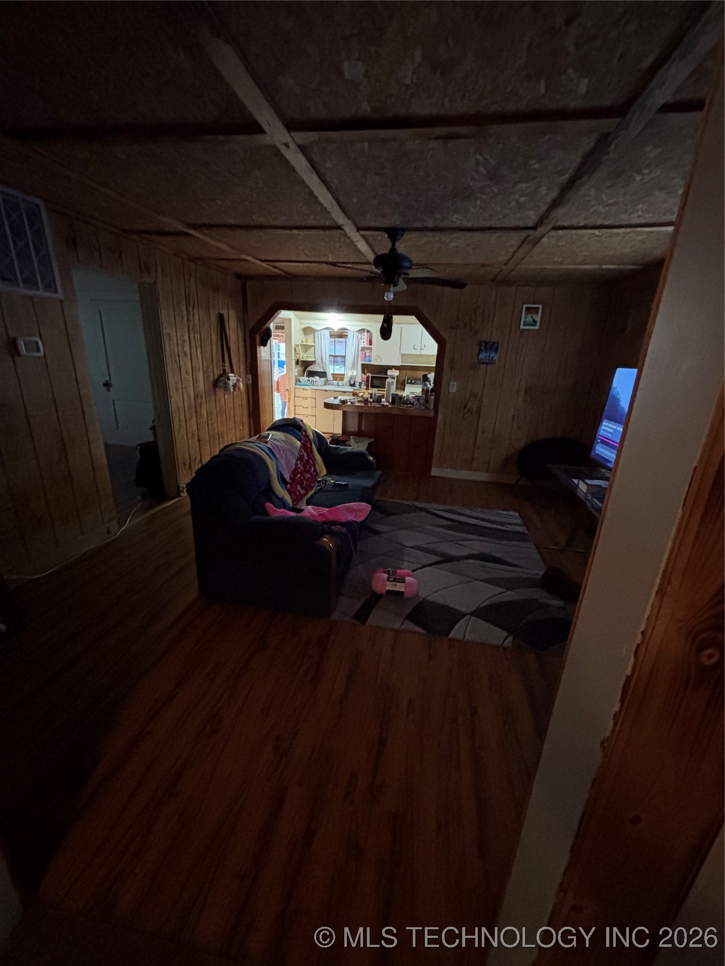 2545373 Property Photo 2