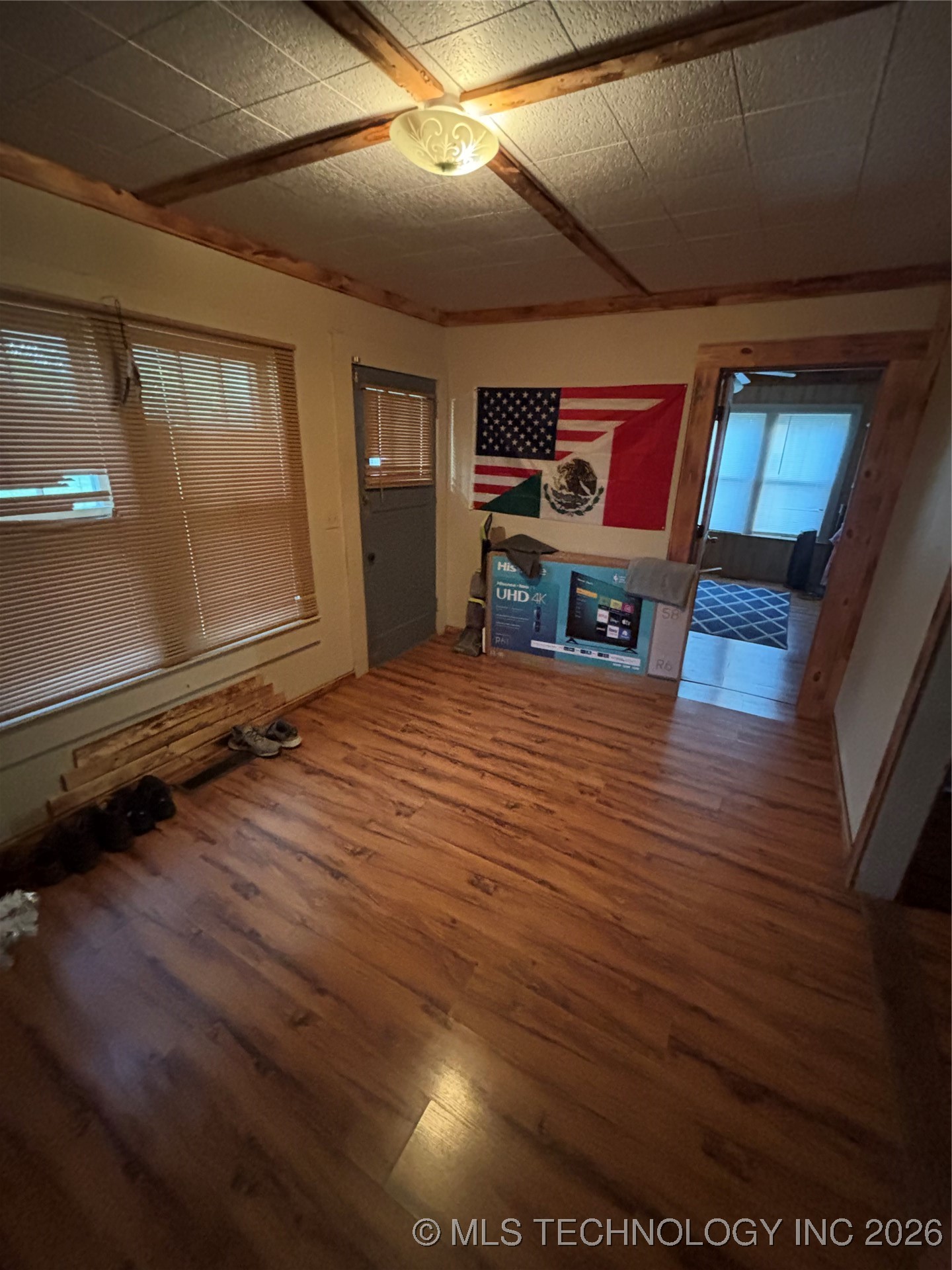 2545373 Property Photo 7