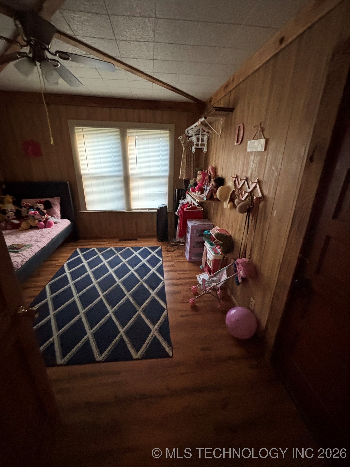 2545373 Property Photo 8