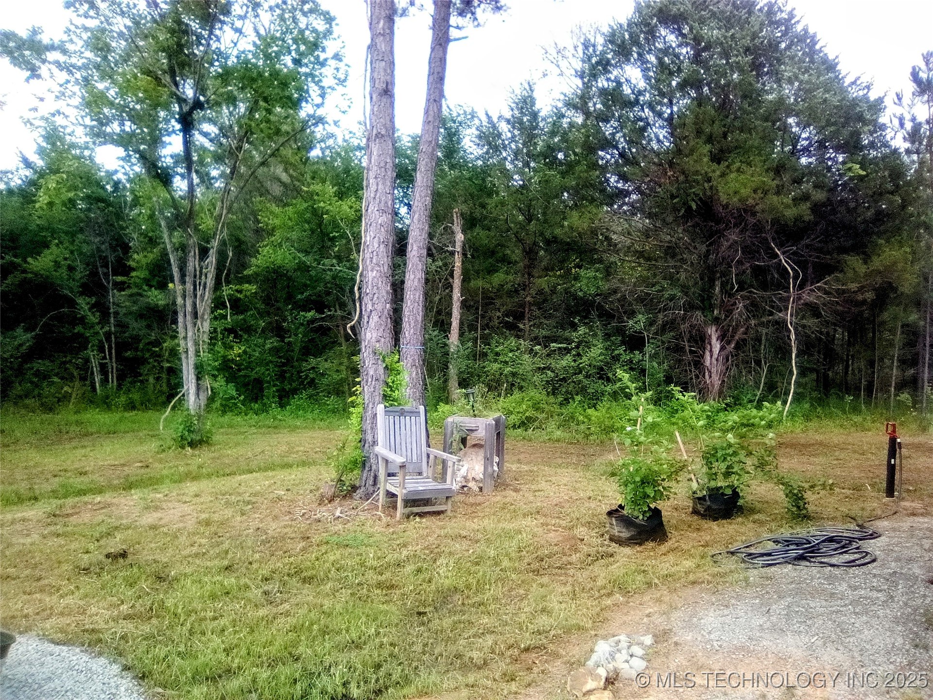 21 County Line Road E Property Photo 9