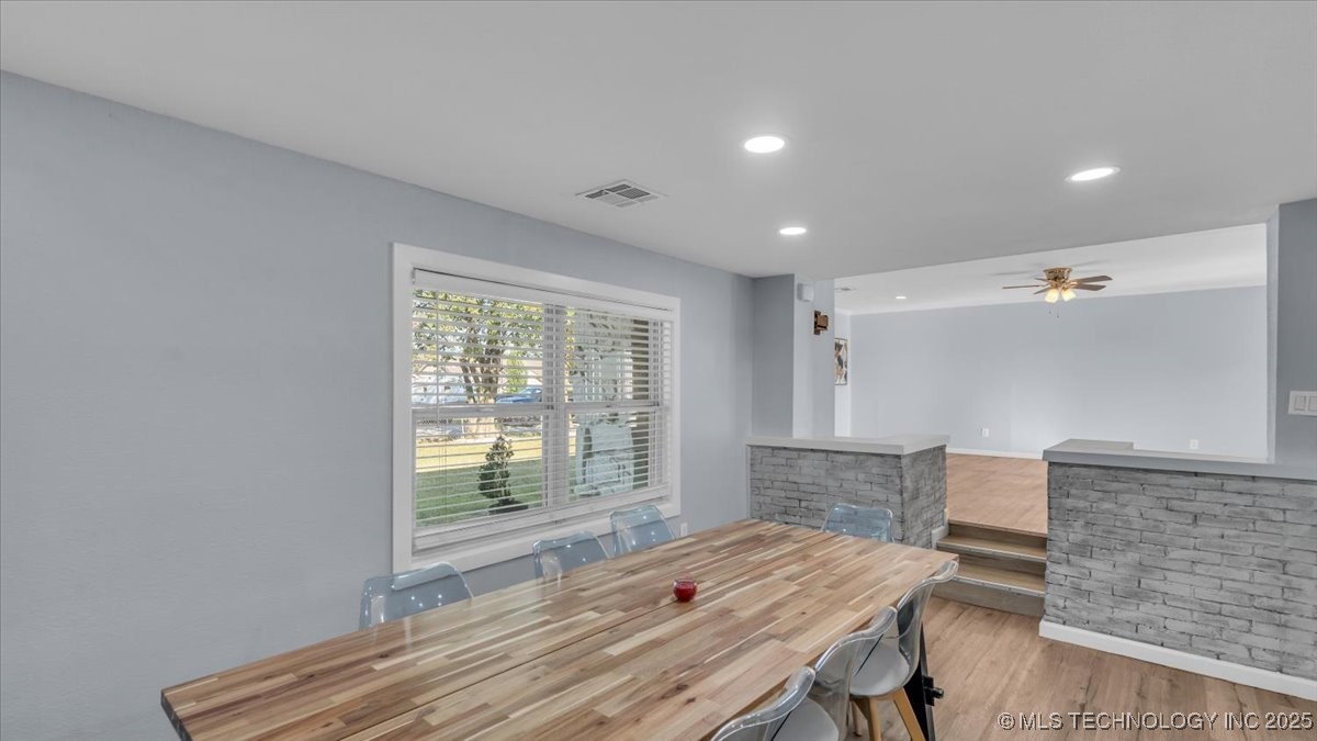 6033 S 31st West Avenue Property Photo 11