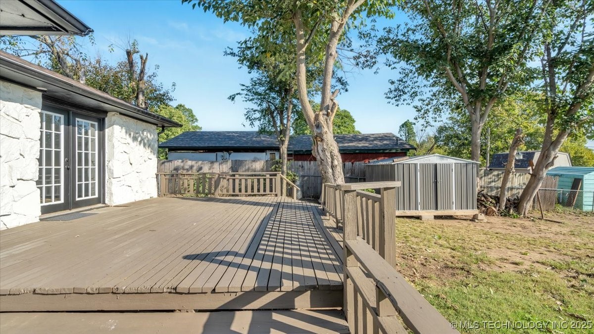 6033 S 31st West Avenue Property Photo 20