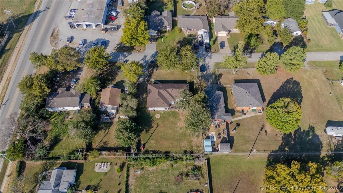 6033 S 31st West Avenue Property Photo 24